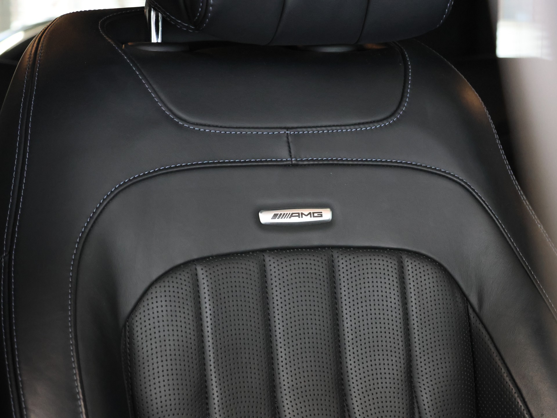 MERCEDES-BENZ G 63 AMG Speedshift Plus G-Tronic *G-Manufaktur* *AMG-Performance* *Burmester*-image-26