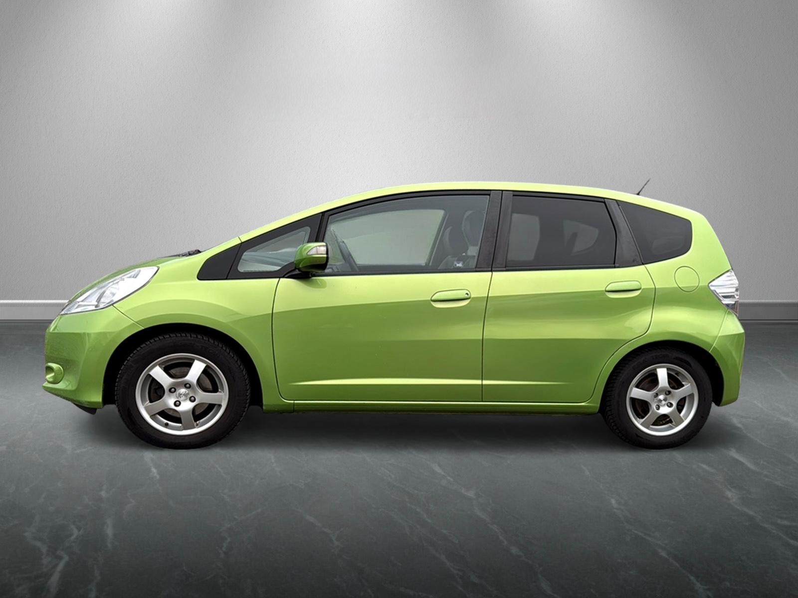HONDA Jazz 1.3i Hybrid Exclusive CVT-image-2