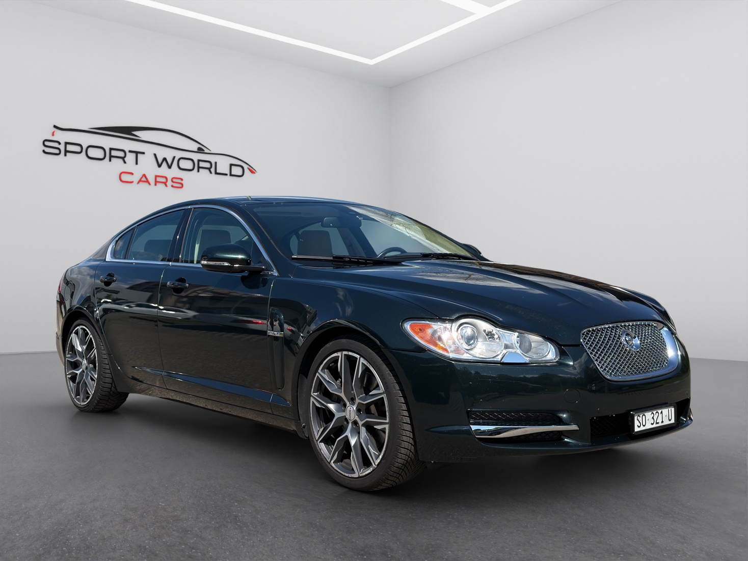 JAGUAR XF 5.0 V8 Portfolio-image-9