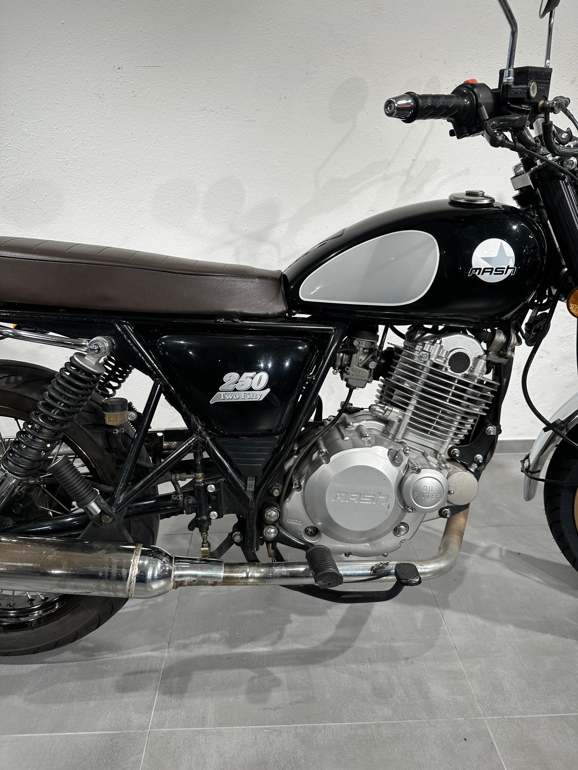 MASH 250 Two Fifty-image-5