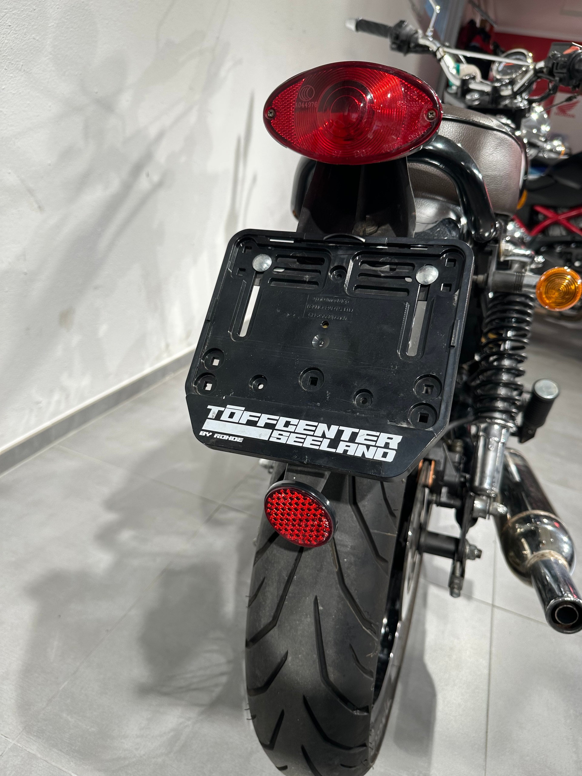 MASH 250 Two Fifty-image-12