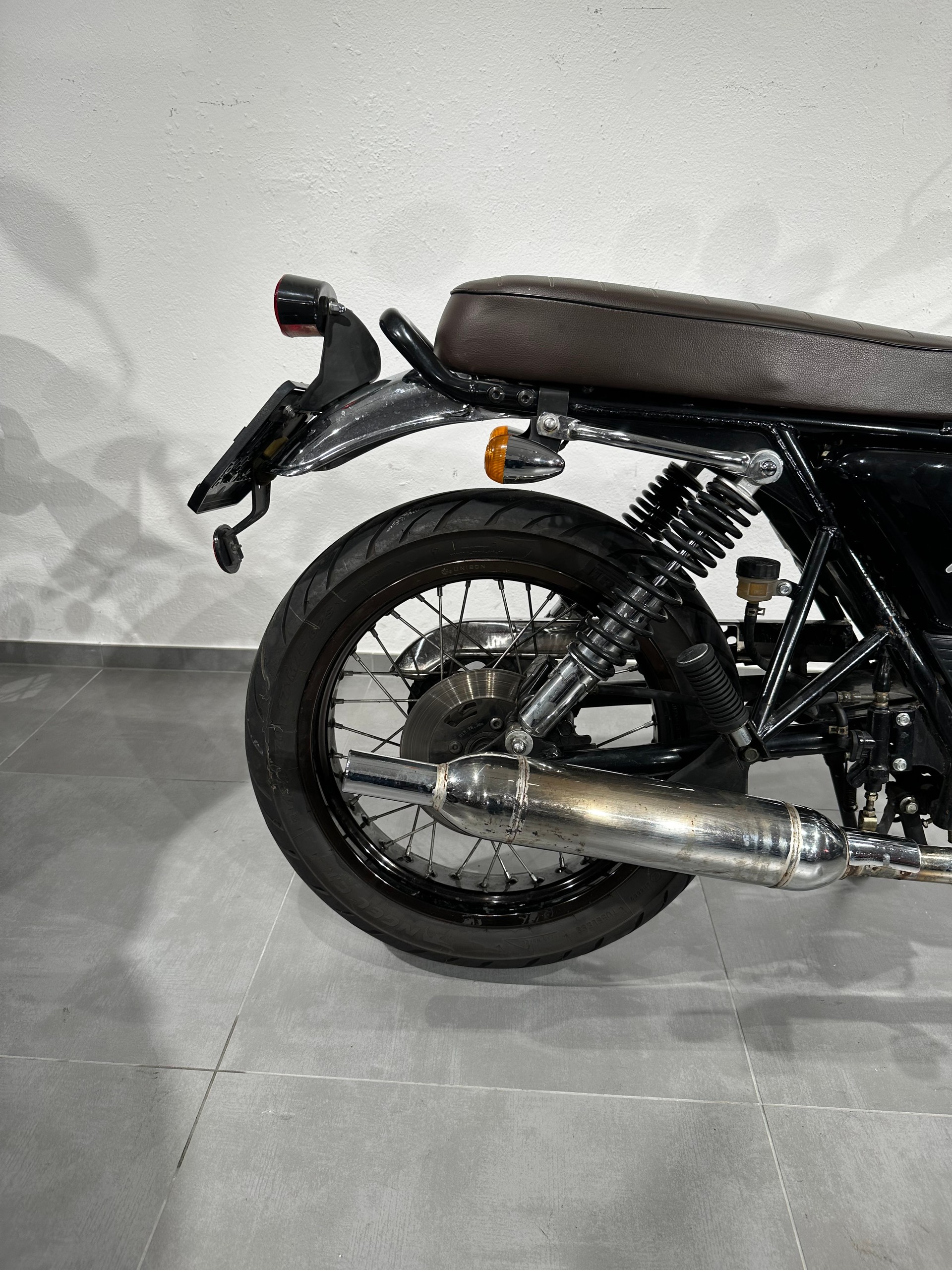 MASH 250 Two Fifty-image-4