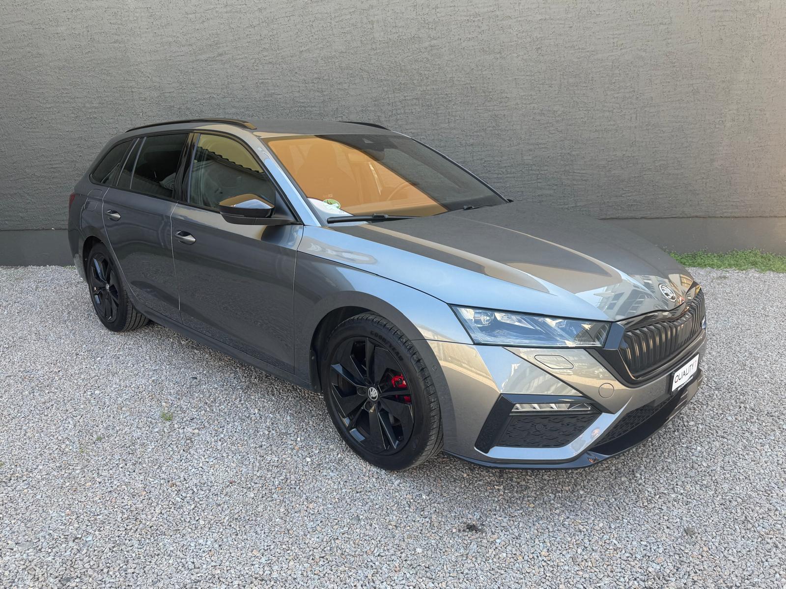 SKODA Octavia Combi 2.0 TDI DSG RS