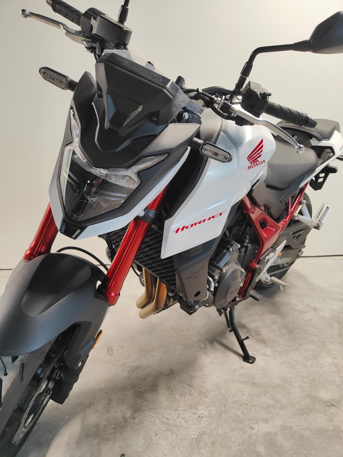 HONDA CB 750 Hornet-image-6