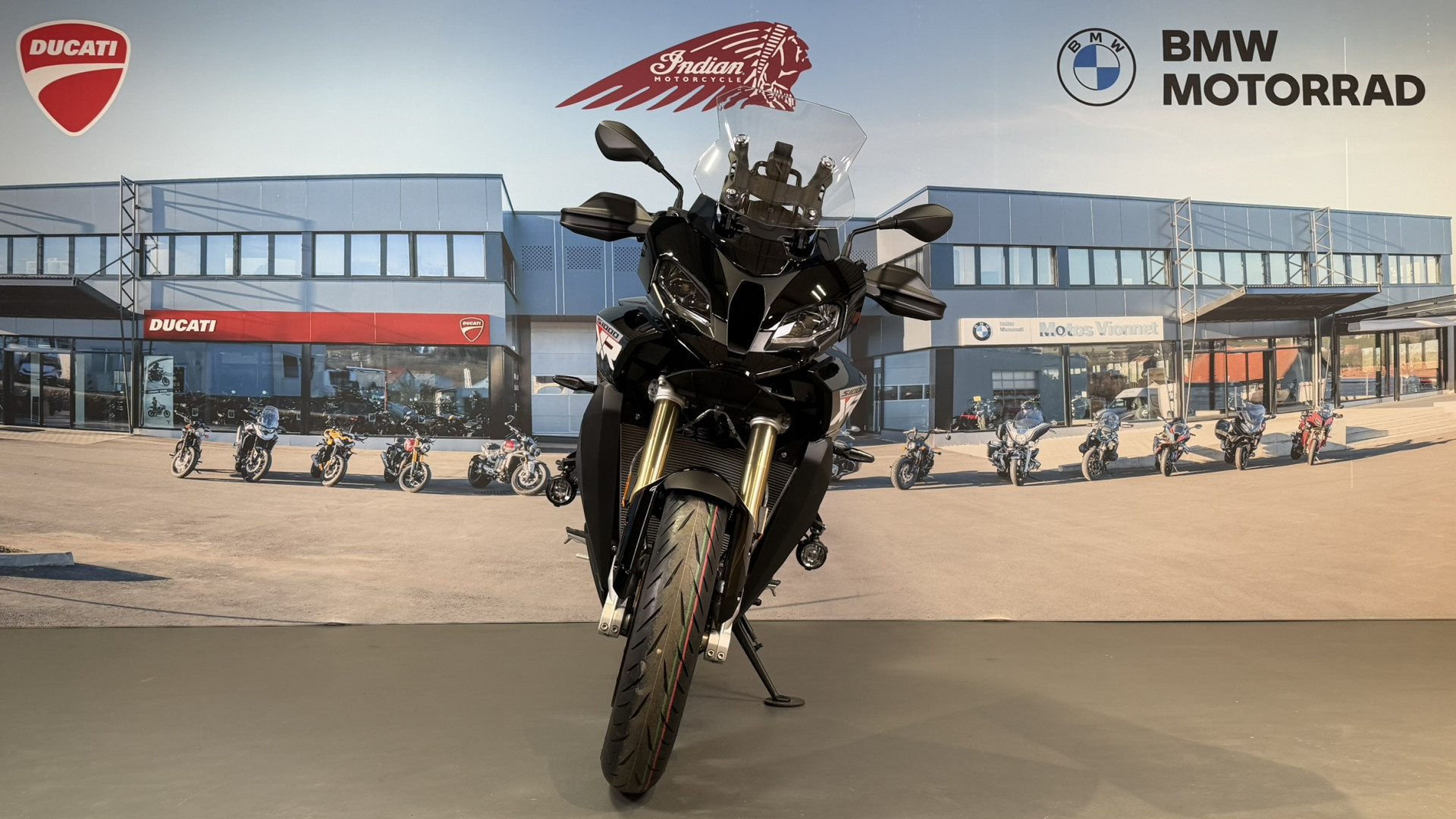 BMW S 1000 XR Leasing à partir de 2.9%-showroom-element-1