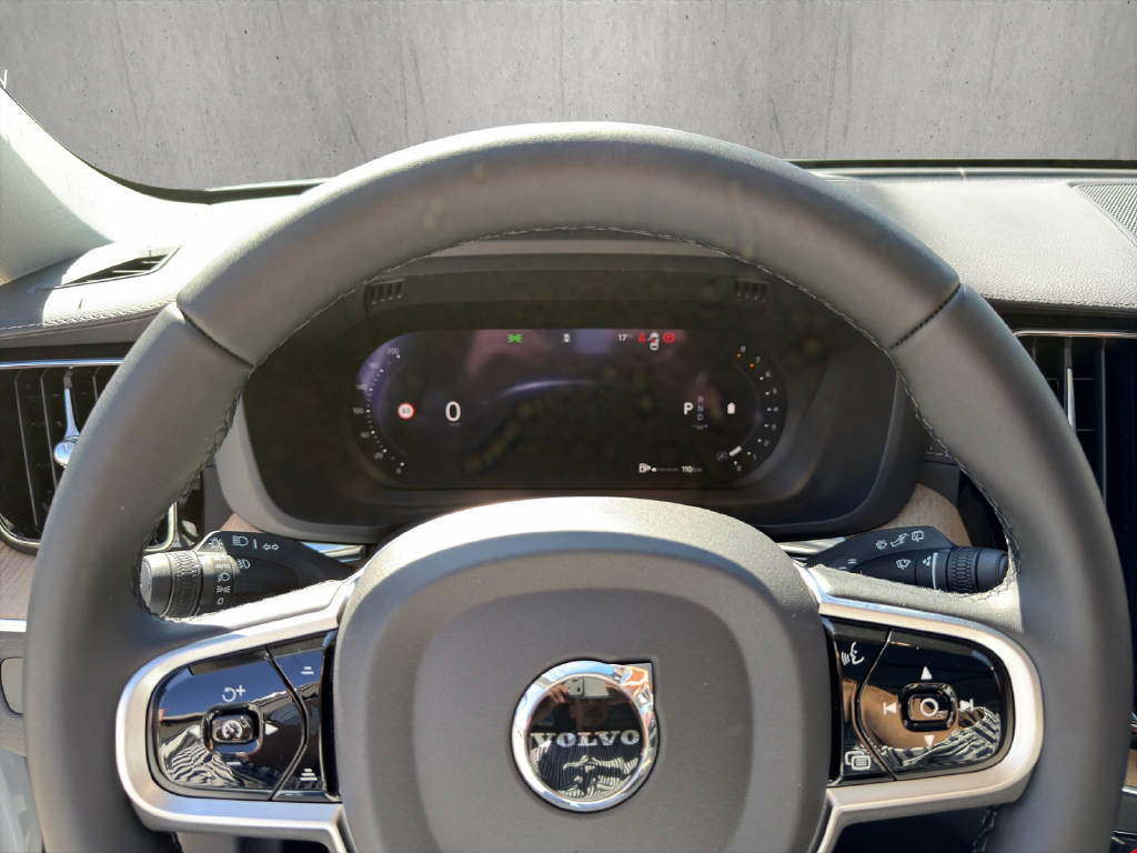 Image VOLVO XC60 XC60 2.0 B5 MH Ultra Dark AWD