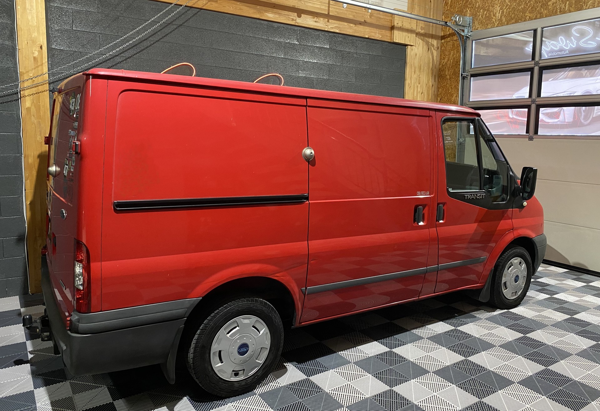 FORD Transit 2.2 TDCi 260 S Trend L1H1-image-2