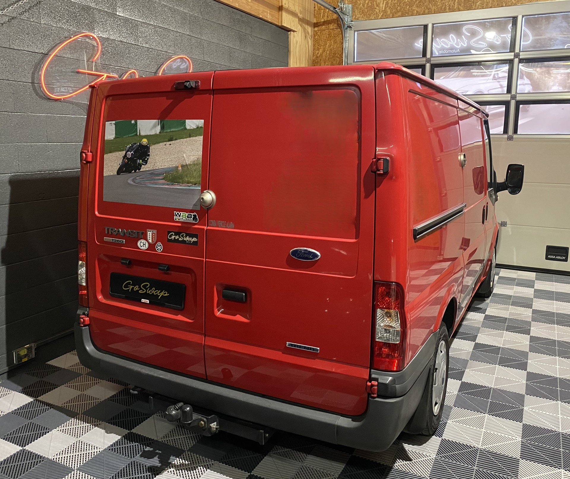 FORD Transit 2.2 TDCi 260 S Trend L1H1-image-3
