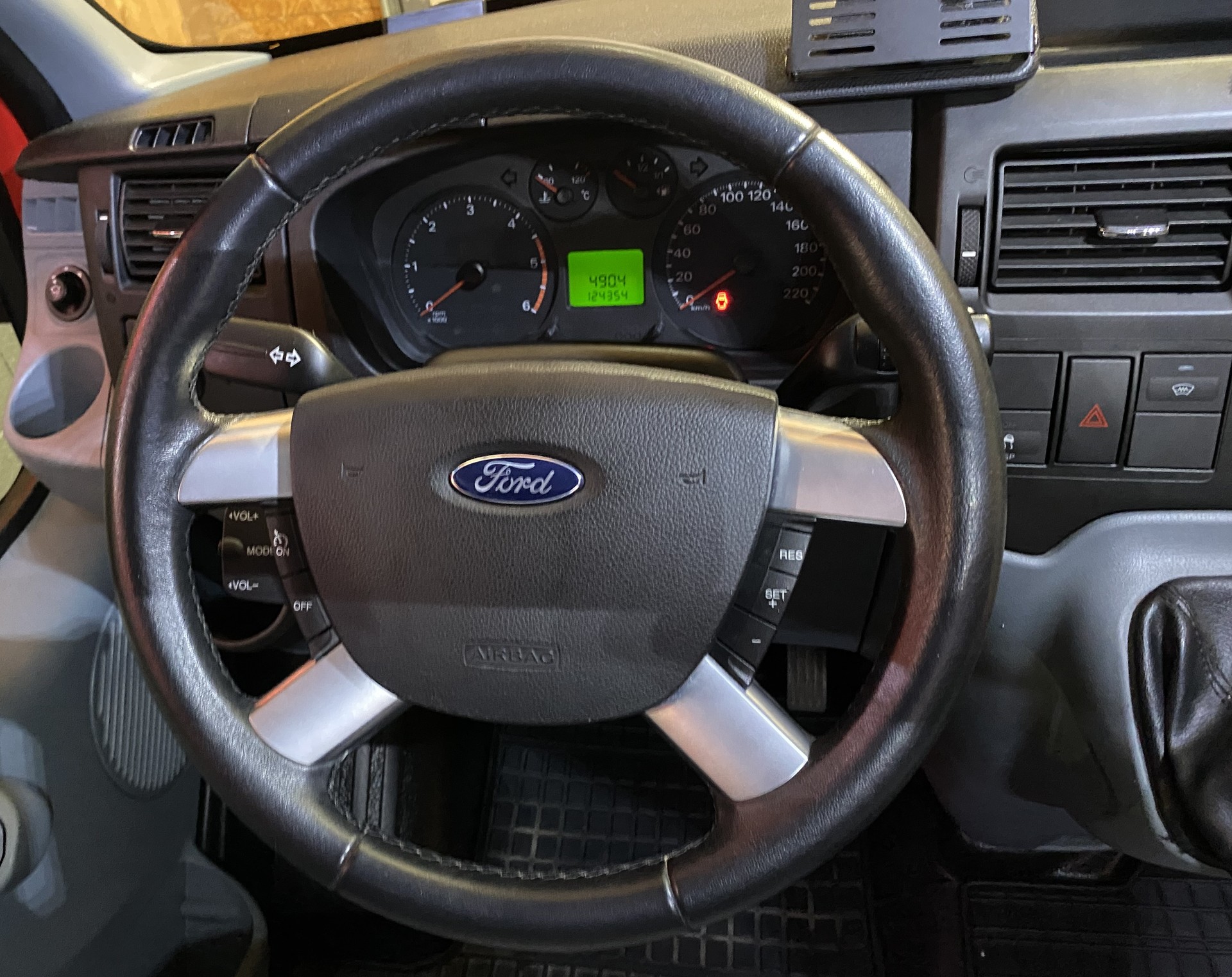 FORD Transit 2.2 TDCi 260 S Trend L1H1-image-14