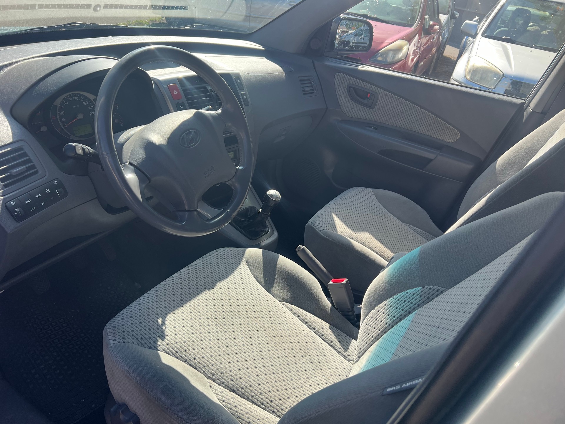 HYUNDAI Tucson 2.0 16V GLS 4WD-image-6