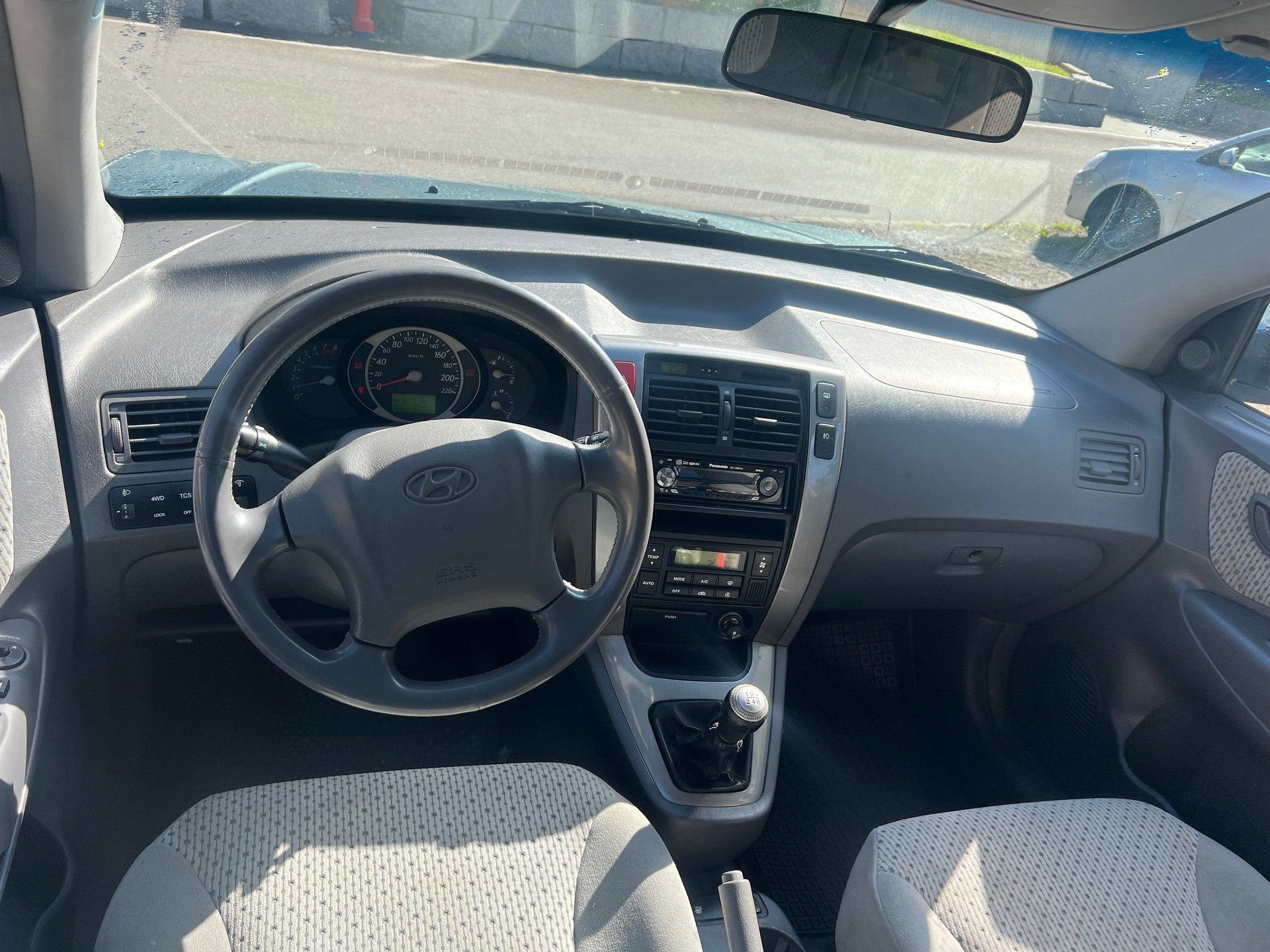 HYUNDAI Tucson 2.0 16V GLS 4WD-image-5