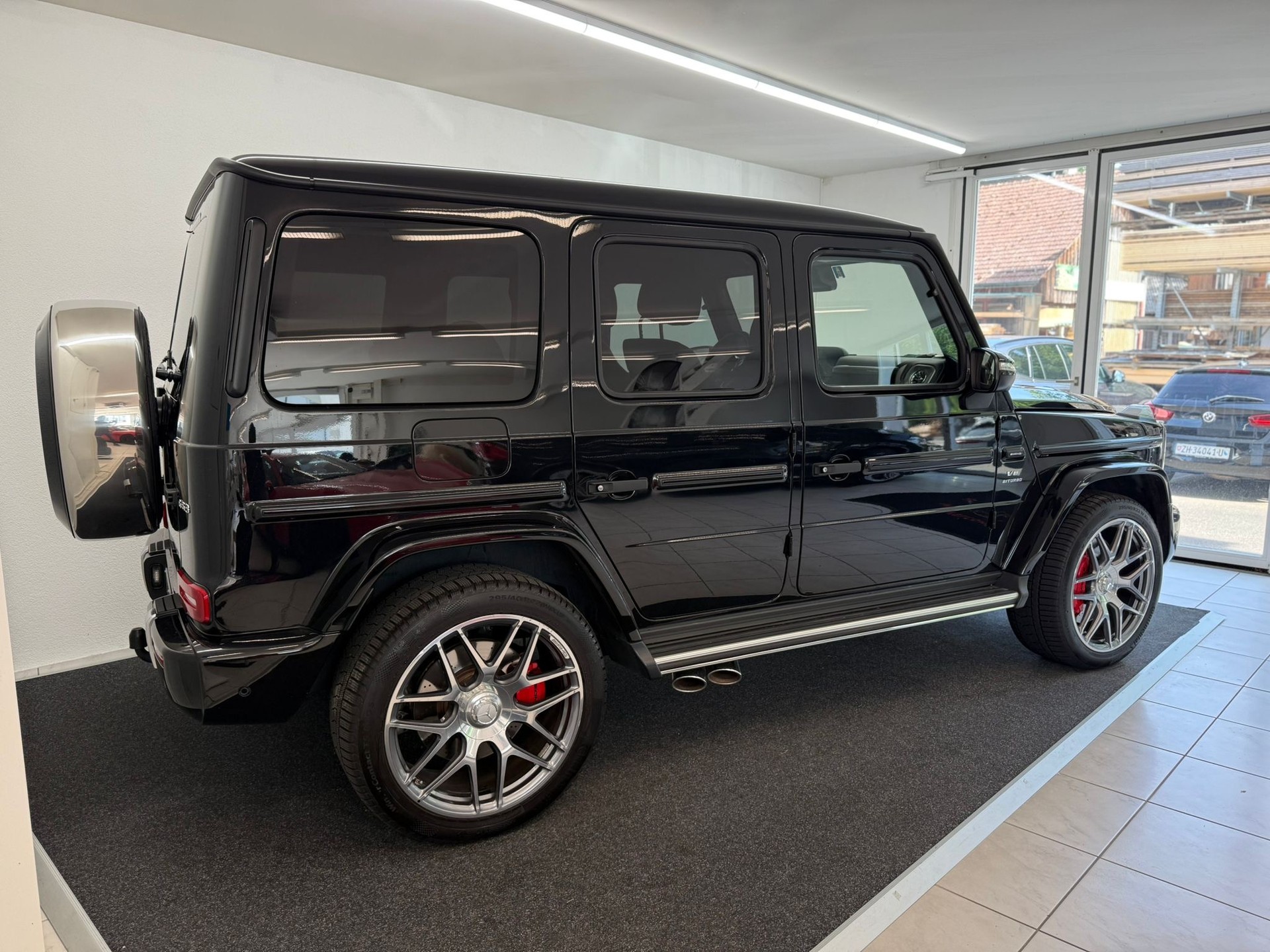 MERCEDES-BENZ G 63 AMG Speedshift Plus G-Tronic-showroom-element-1