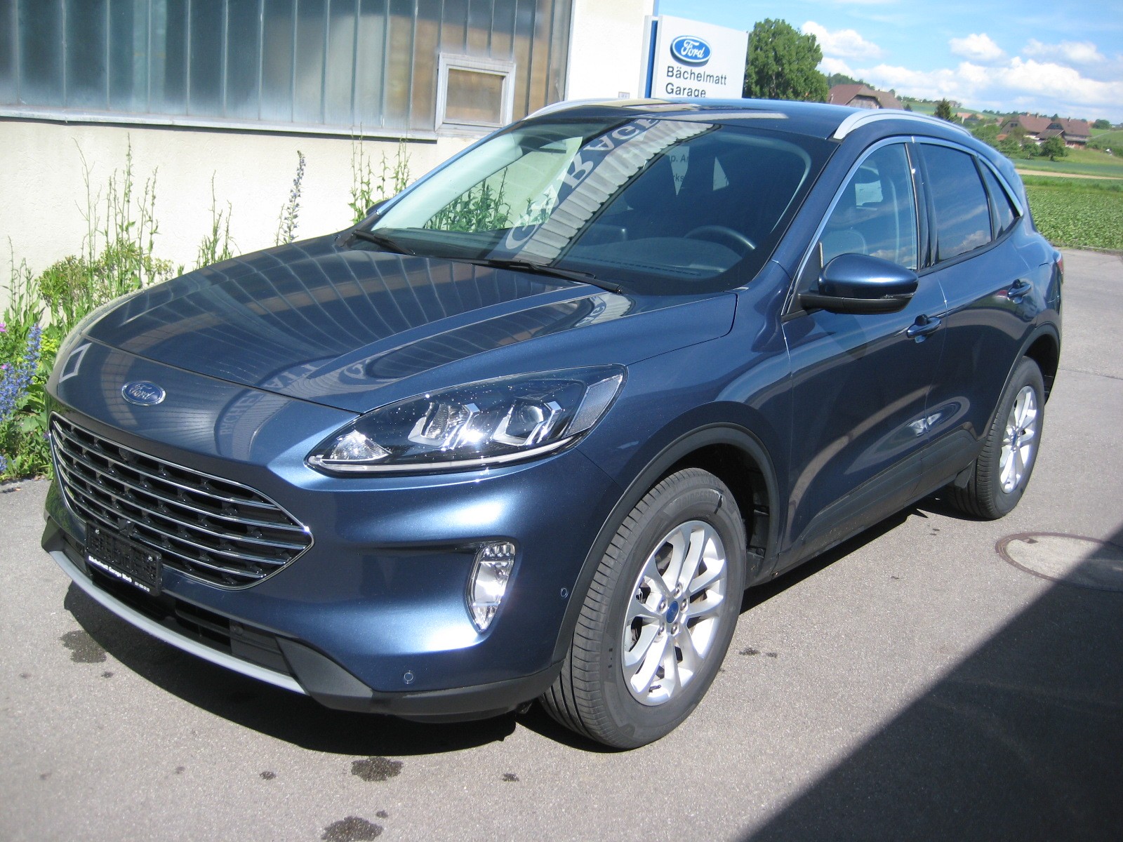 FORD Kuga 2.5 FHEV Titanium FWD