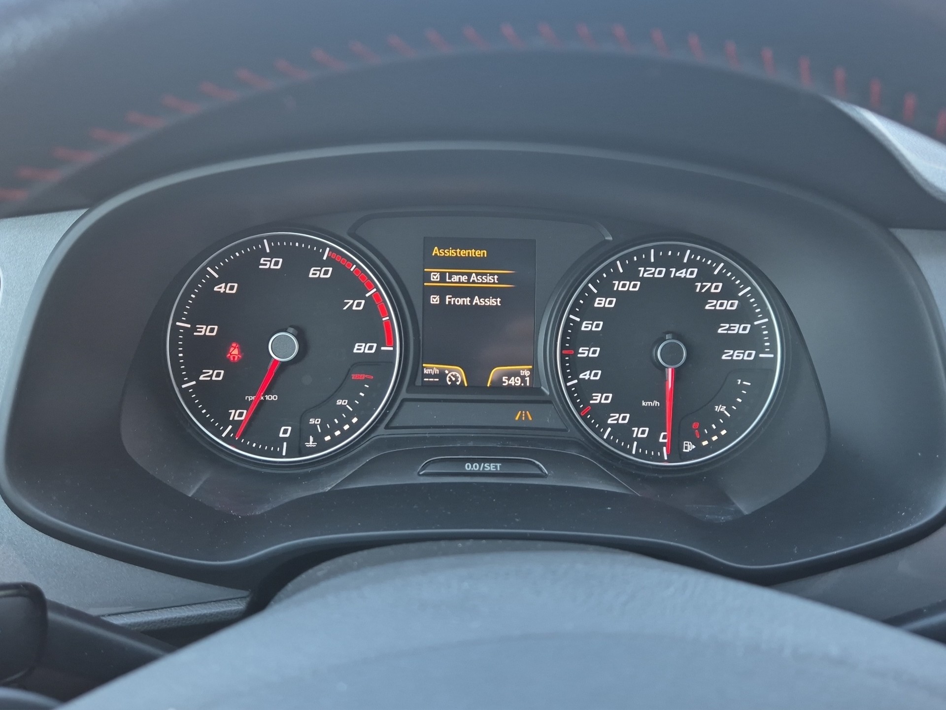 SEAT Leon 1.8 TSI FR DSG-image-21