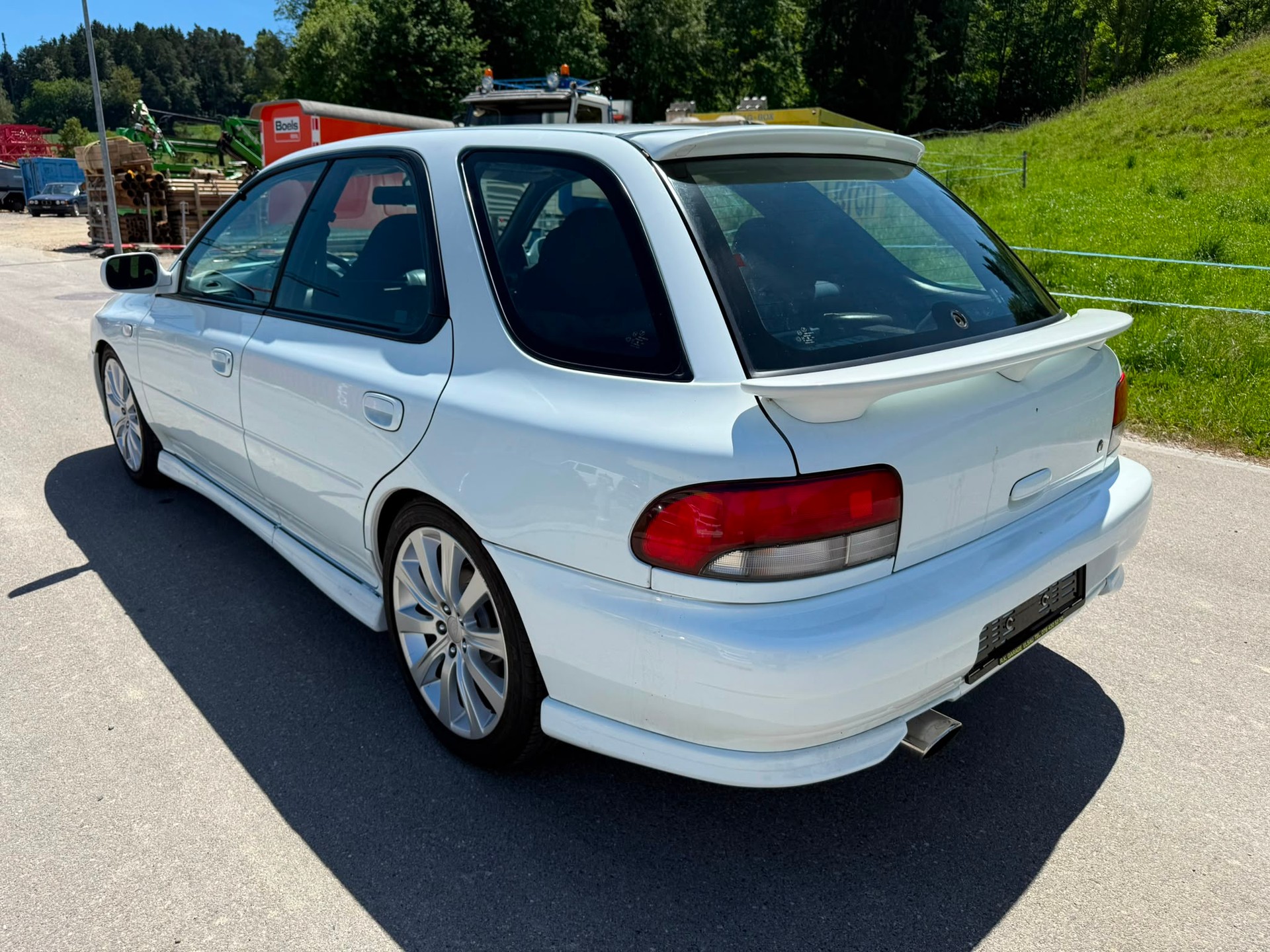 SUBARU Impreza 2.0 Turbo-image-4