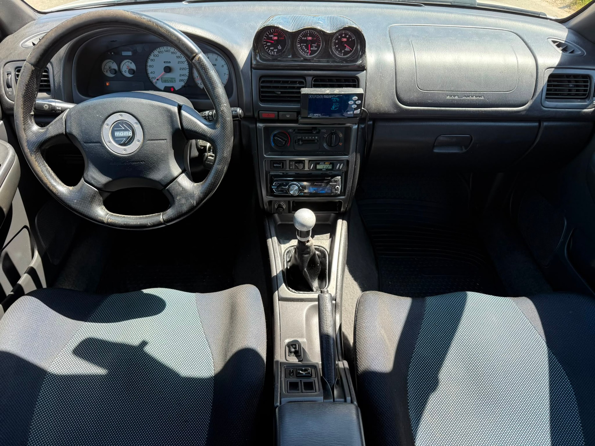 SUBARU Impreza 2.0 Turbo-image-10