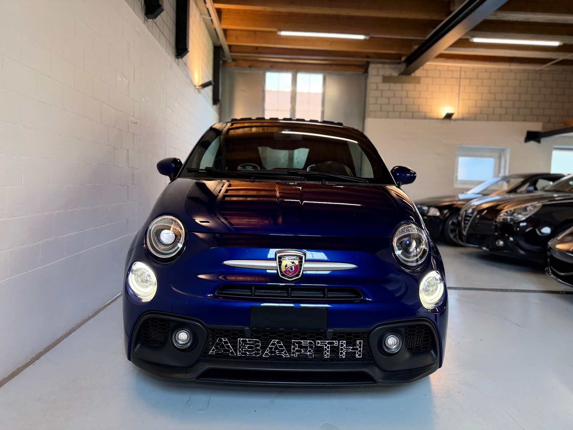 FIAT 595 1.4 16V Turbo Abarth Facelift-image-1