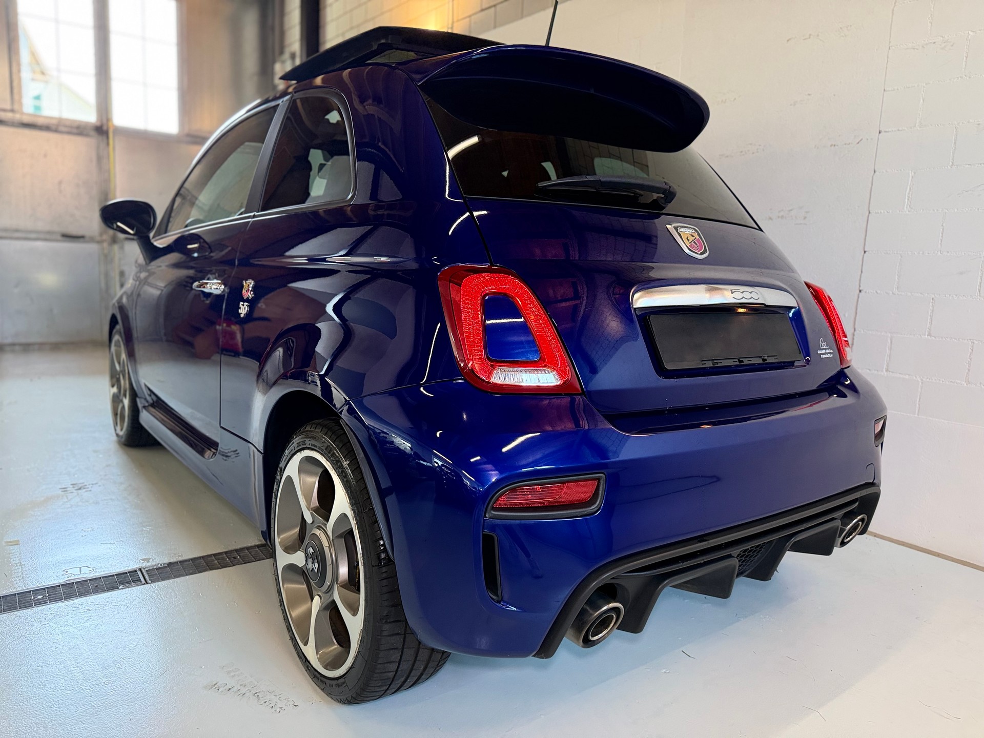 FIAT 595 1.4 16V Turbo Abarth Facelift-image-6