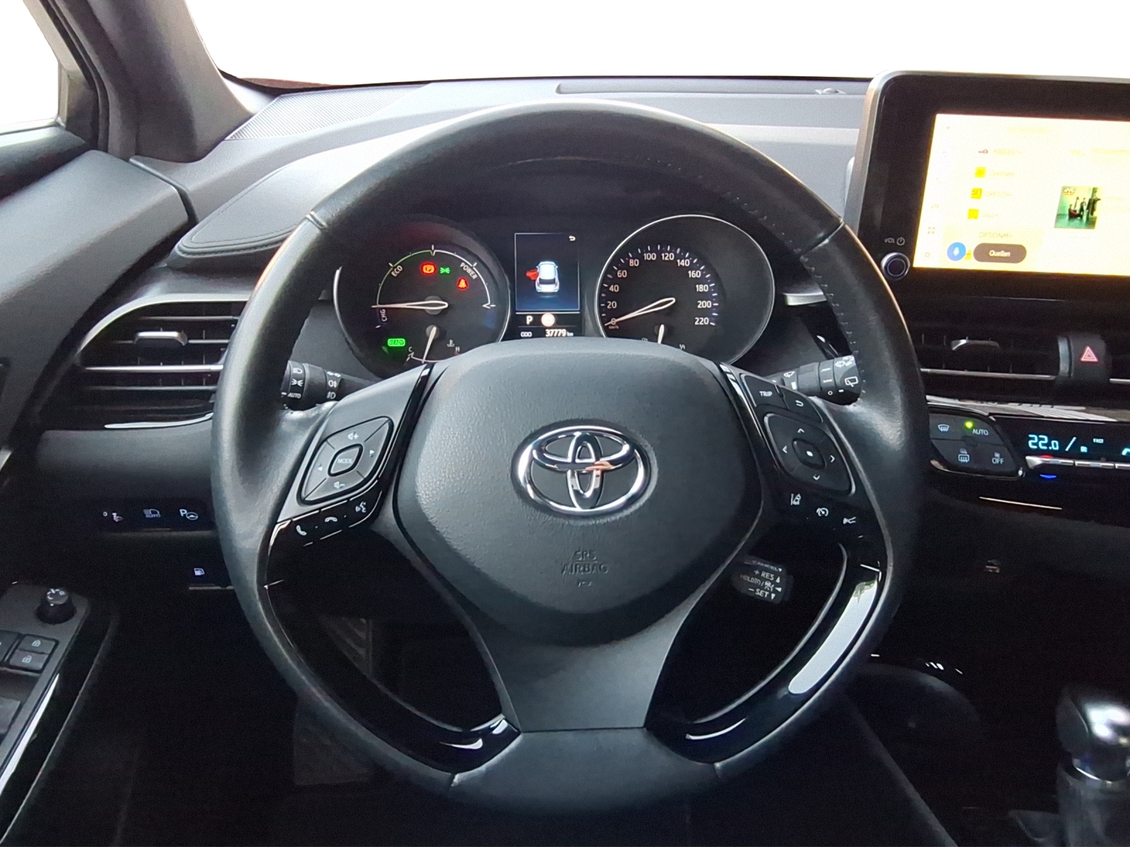 TOYOTA C-HR 1.8 VVTi HSD Trend-image-8