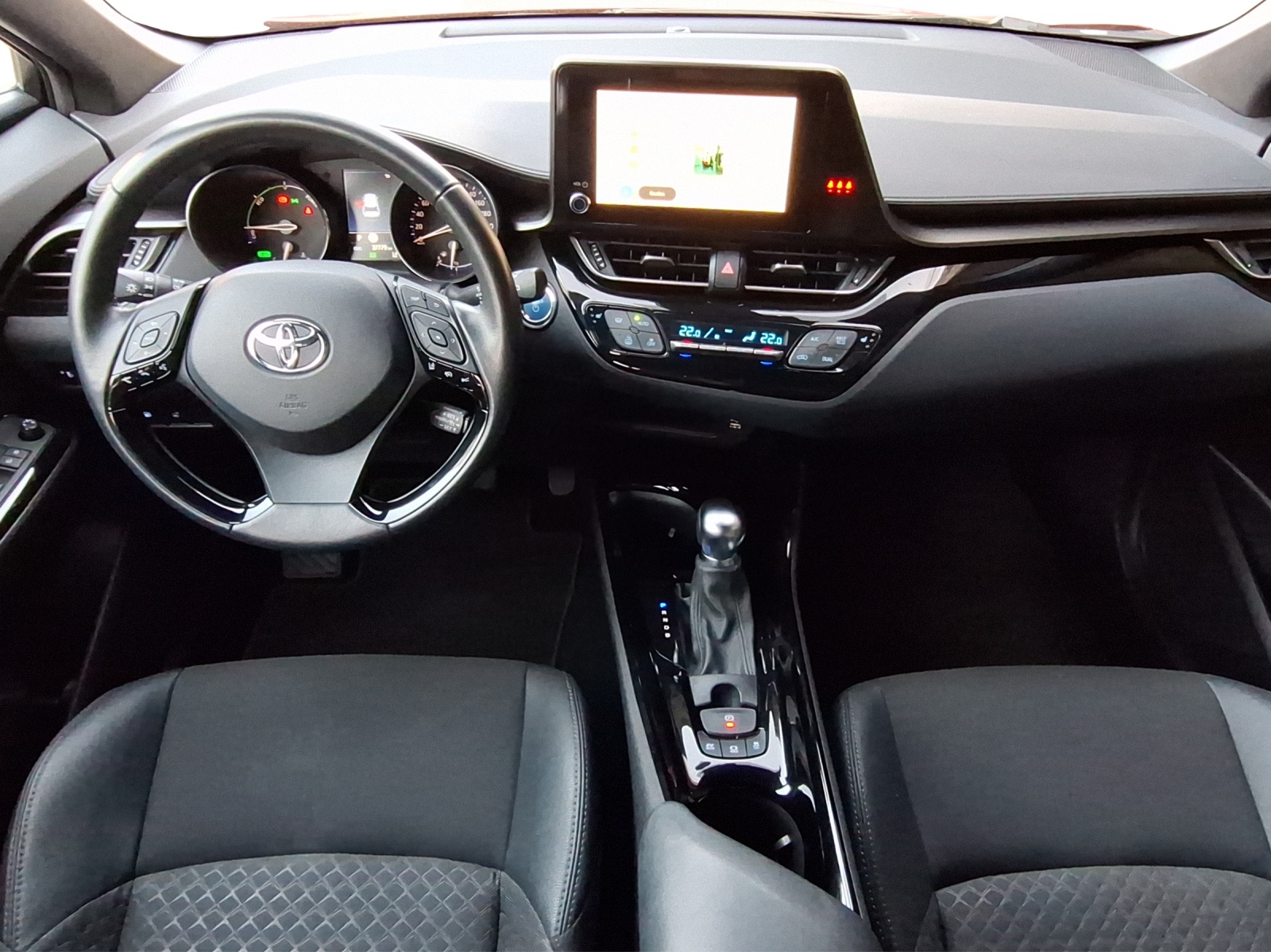 TOYOTA C-HR 1.8 VVTi HSD Trend-image-5
