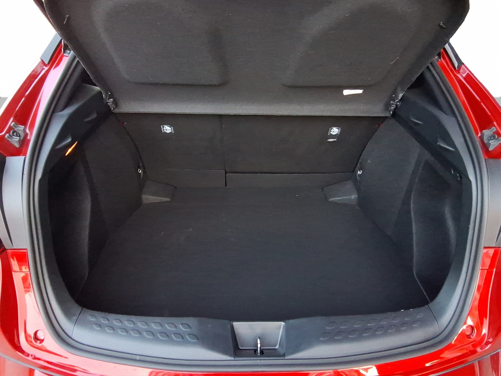 TOYOTA C-HR 1.8 VVTi HSD Trend-image-10