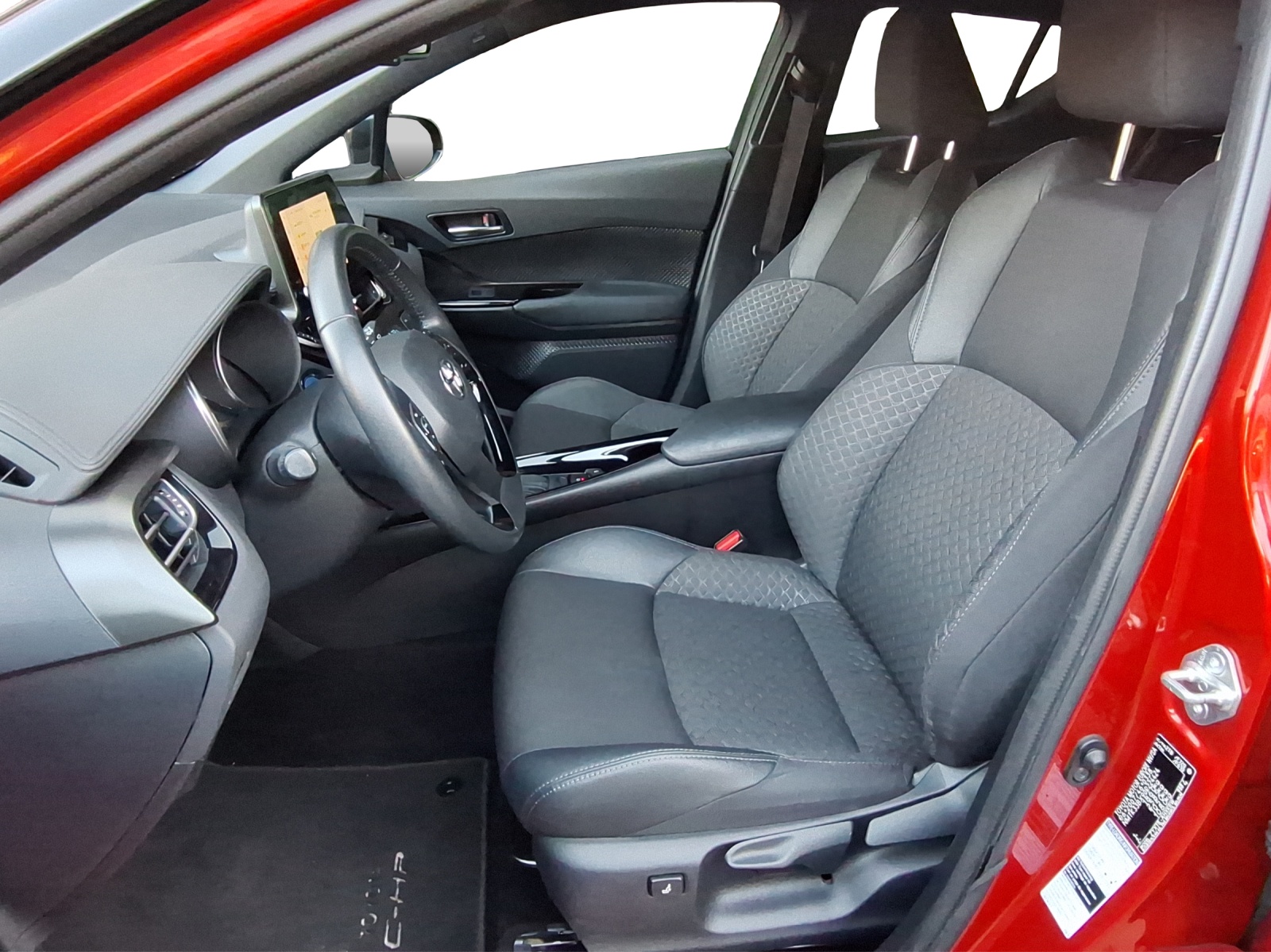 TOYOTA C-HR 1.8 VVTi HSD Trend-image-4