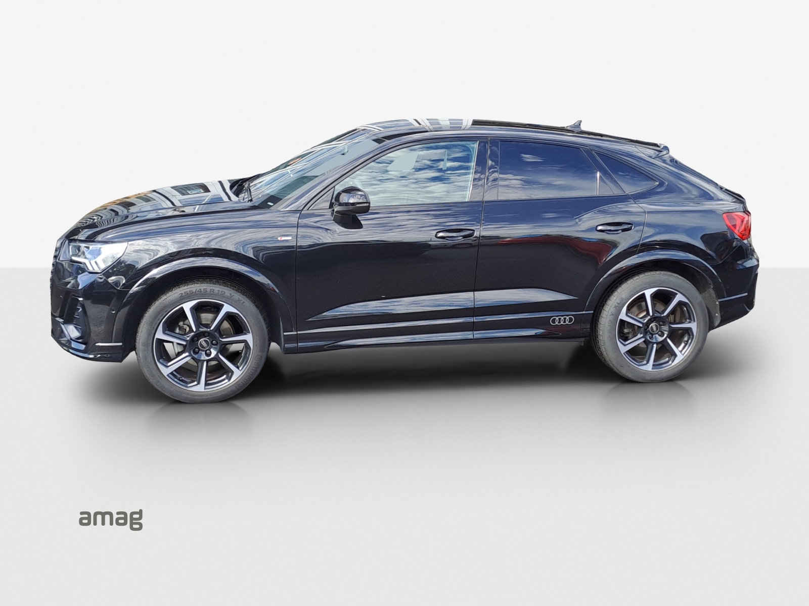 AUDI Q3 Sportback 35 TFSI S line Attraction S-tronic-image-1