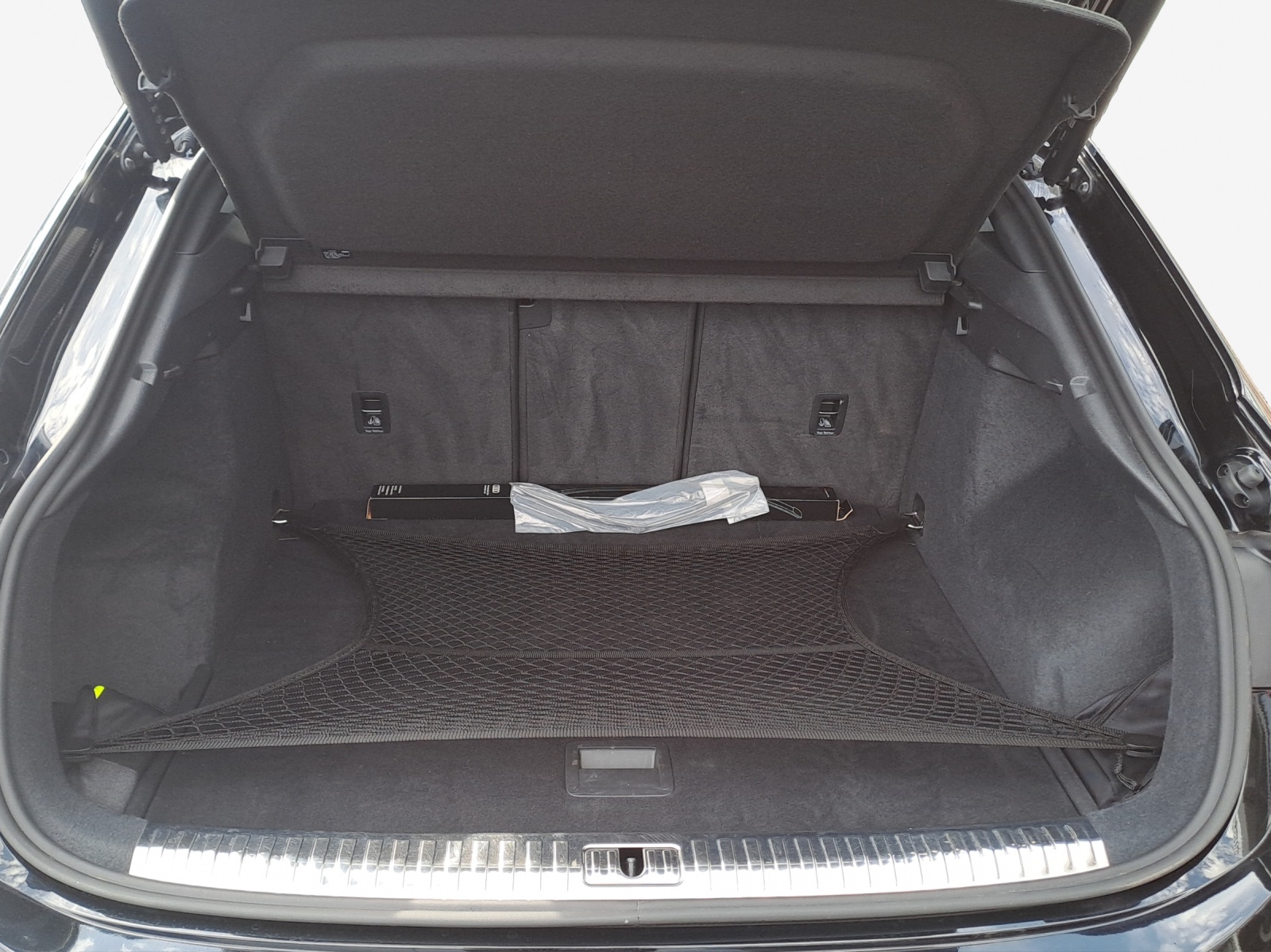 AUDI Q3 Sportback 35 TFSI S line Attraction S-tronic-image-12