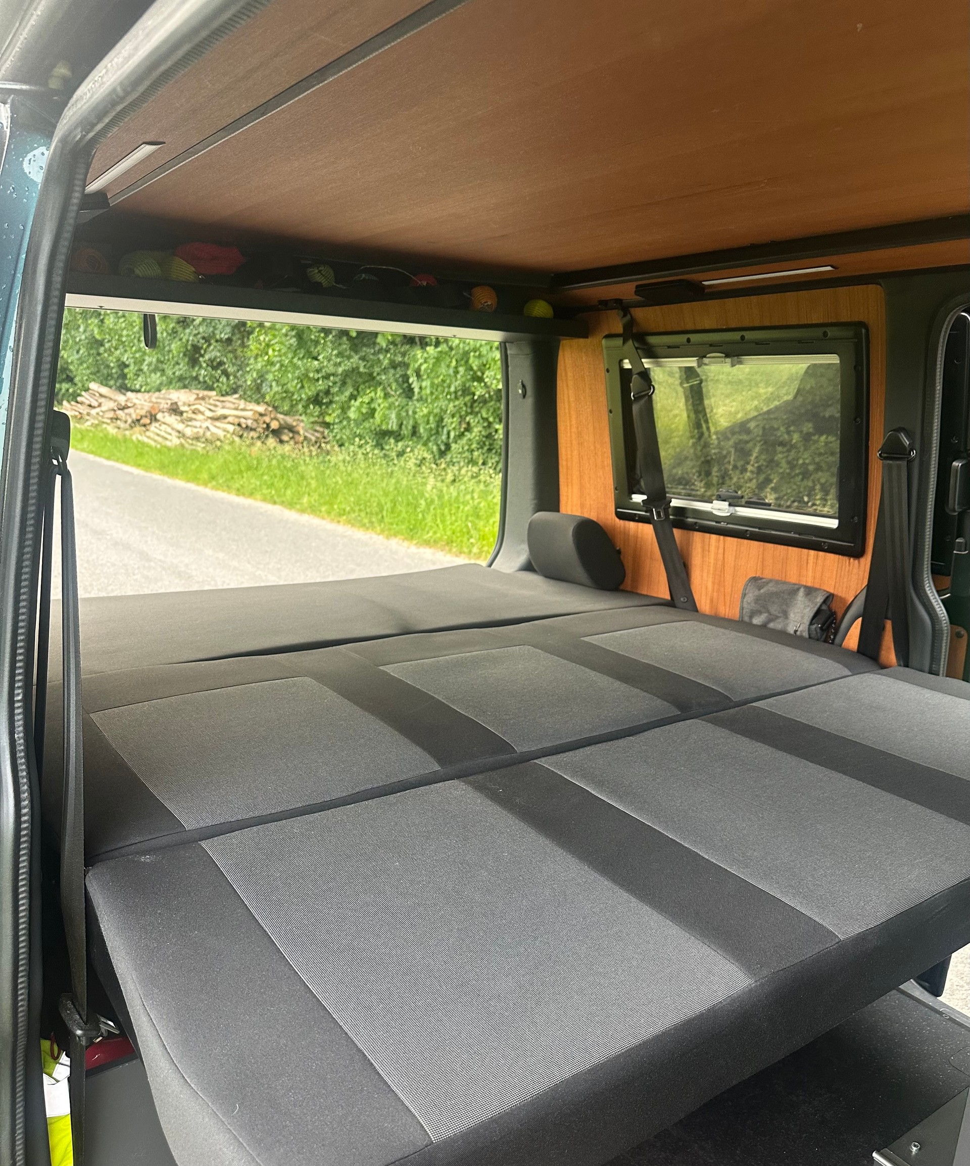 VW Custom-Bus-image-6