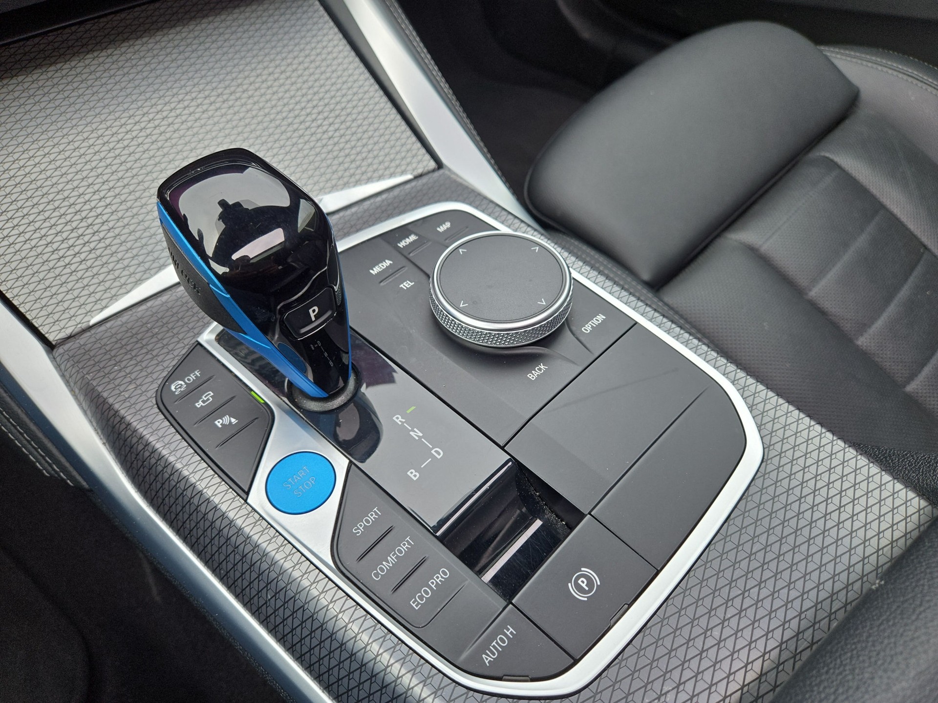 BMW i4 M50 M Sport Pro-image-11