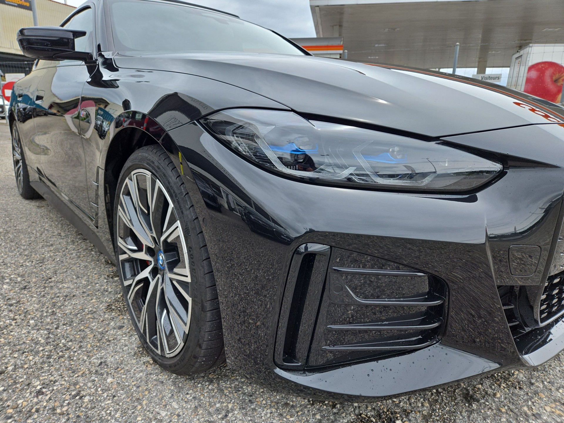 BMW i4 M50 M Sport Pro-image-18