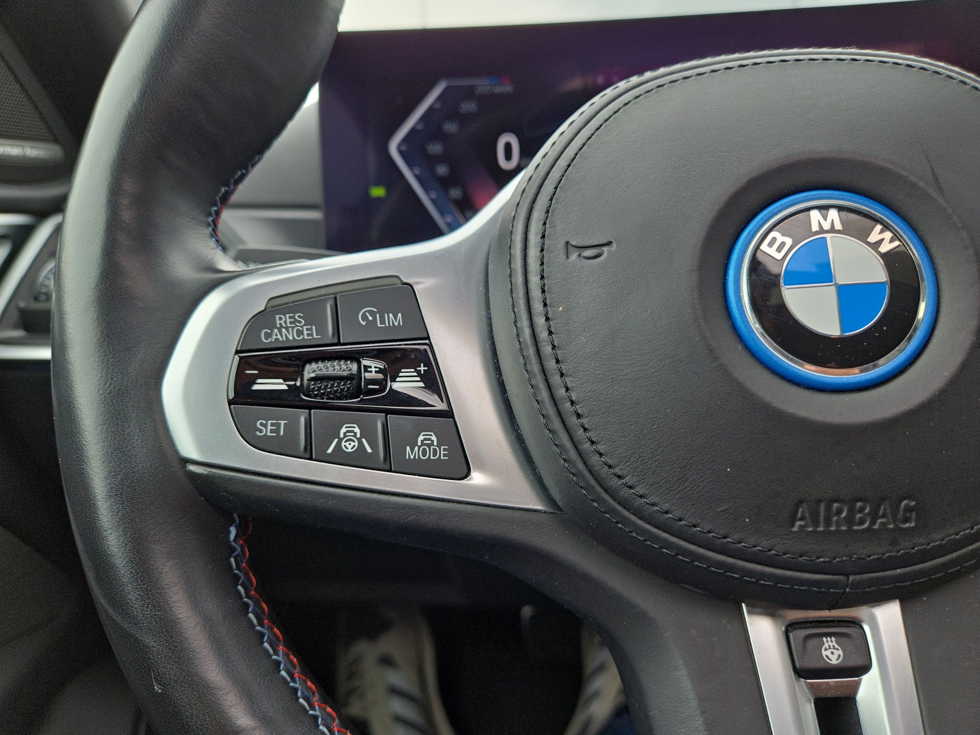 BMW i4 M50 M Sport Pro-image-14