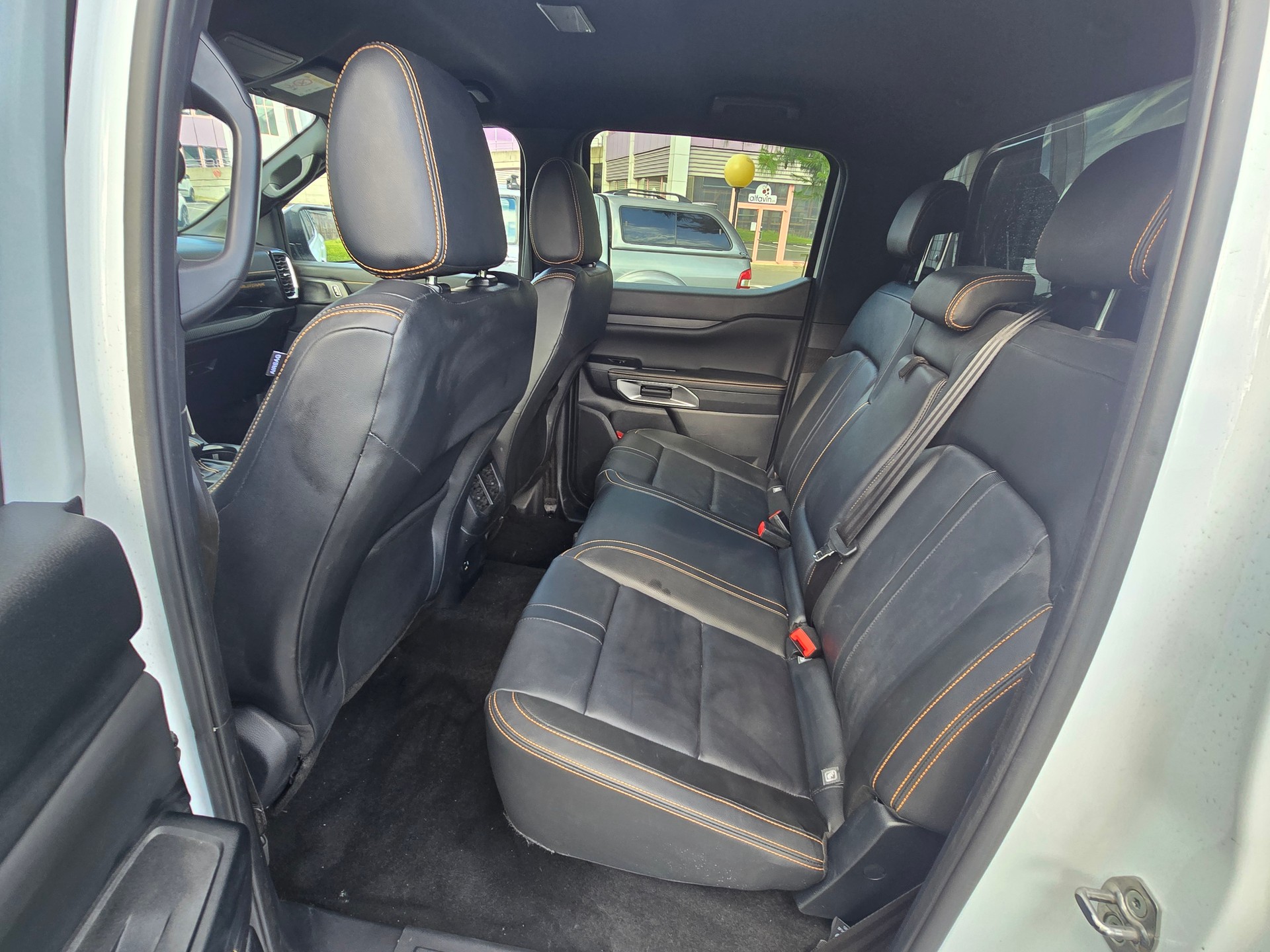 FORD Ranger Wildtrak 3.0 Eco Blue e-4WD Automat-image-8