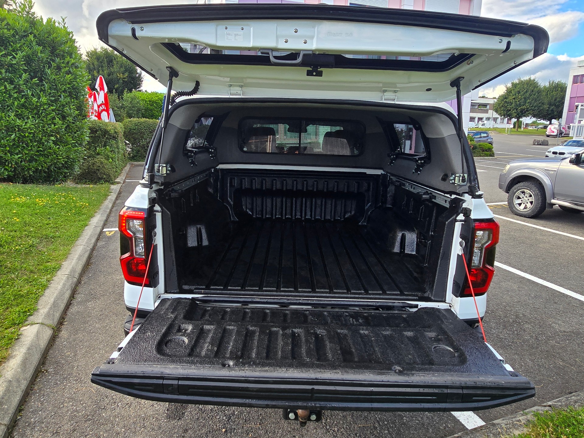 FORD Ranger Wildtrak 3.0 Eco Blue e-4WD Automat-image-7