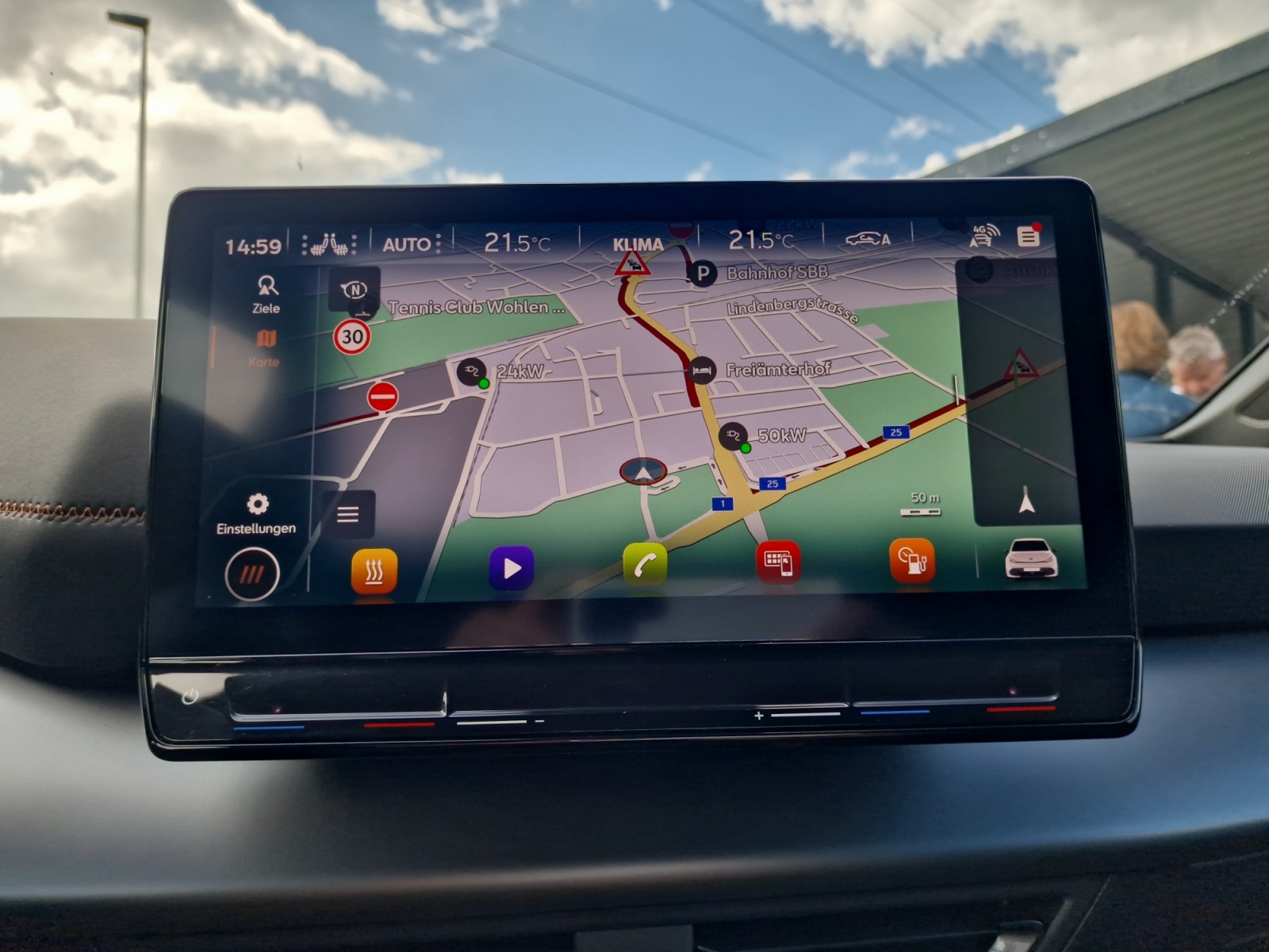 CUPRA Born 77 kWh e-Boost 231PS Reichweite 548 km-image-18