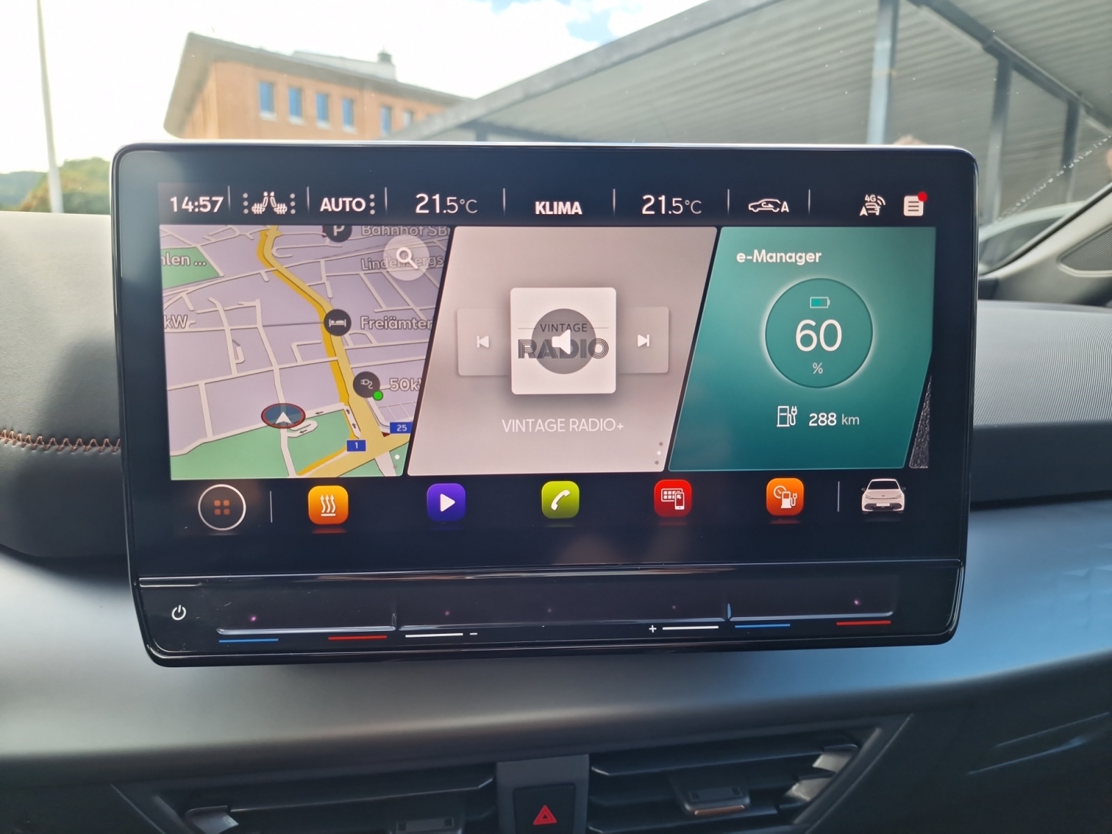 CUPRA Born 77 kWh e-Boost 231PS Reichweite 548 km-image-19