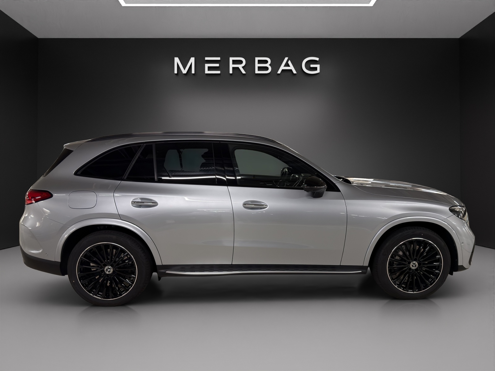 MERCEDES-BENZ GLC 300 e 4Matic 9G-Tronic-image-1