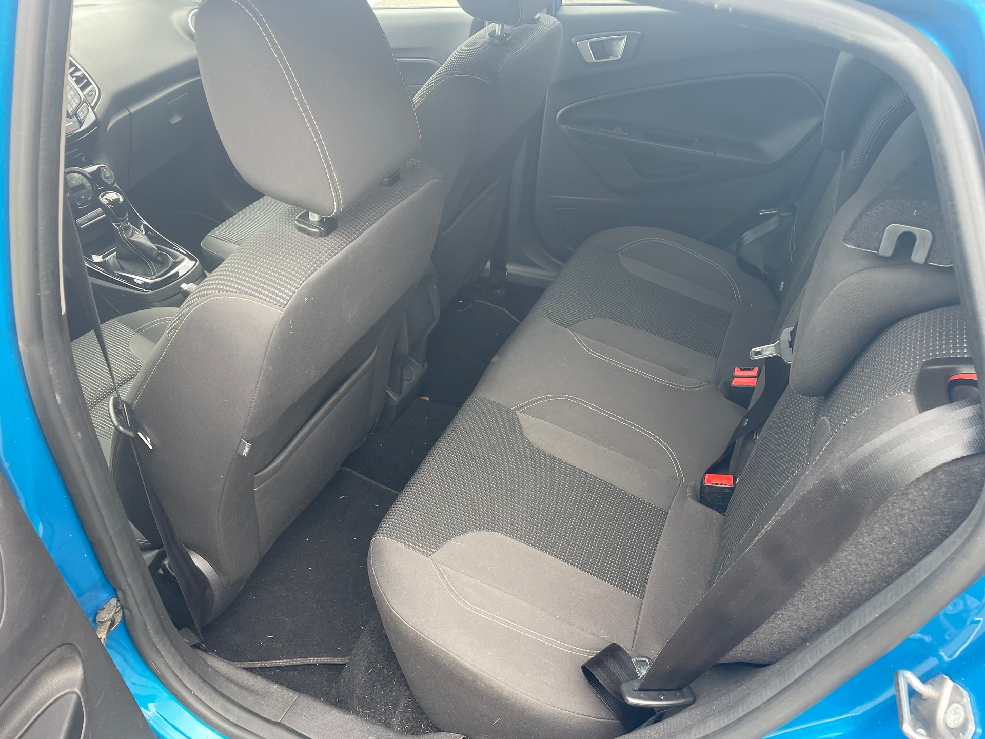 FORD Fiesta 1.0 SCTi Titanium-image-9