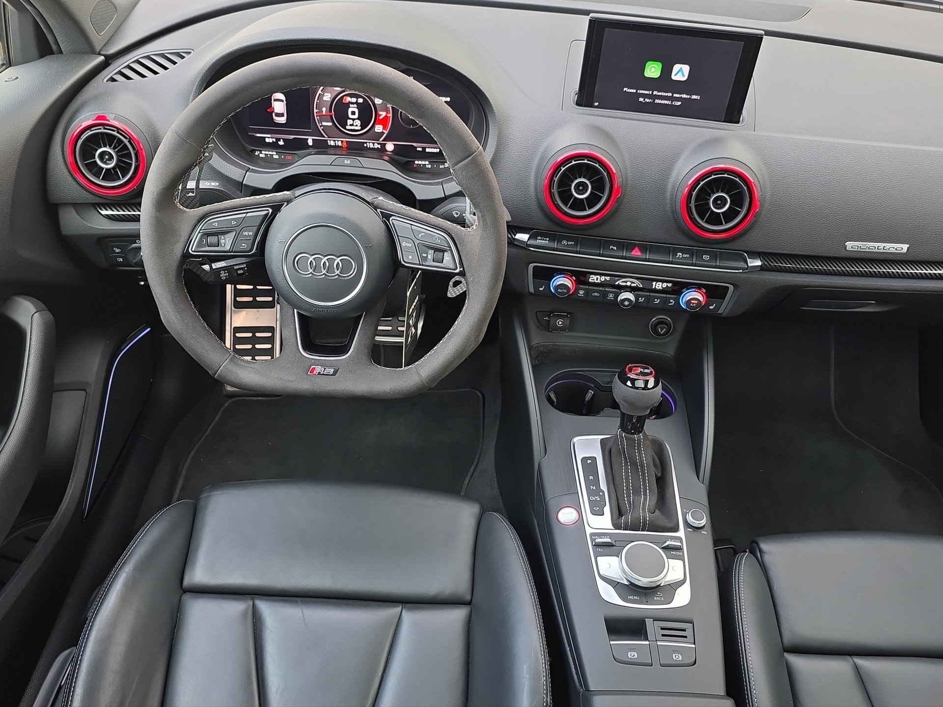 AUDI RS3 Limousine 2.5 TSI quattro S-tronic-image-10