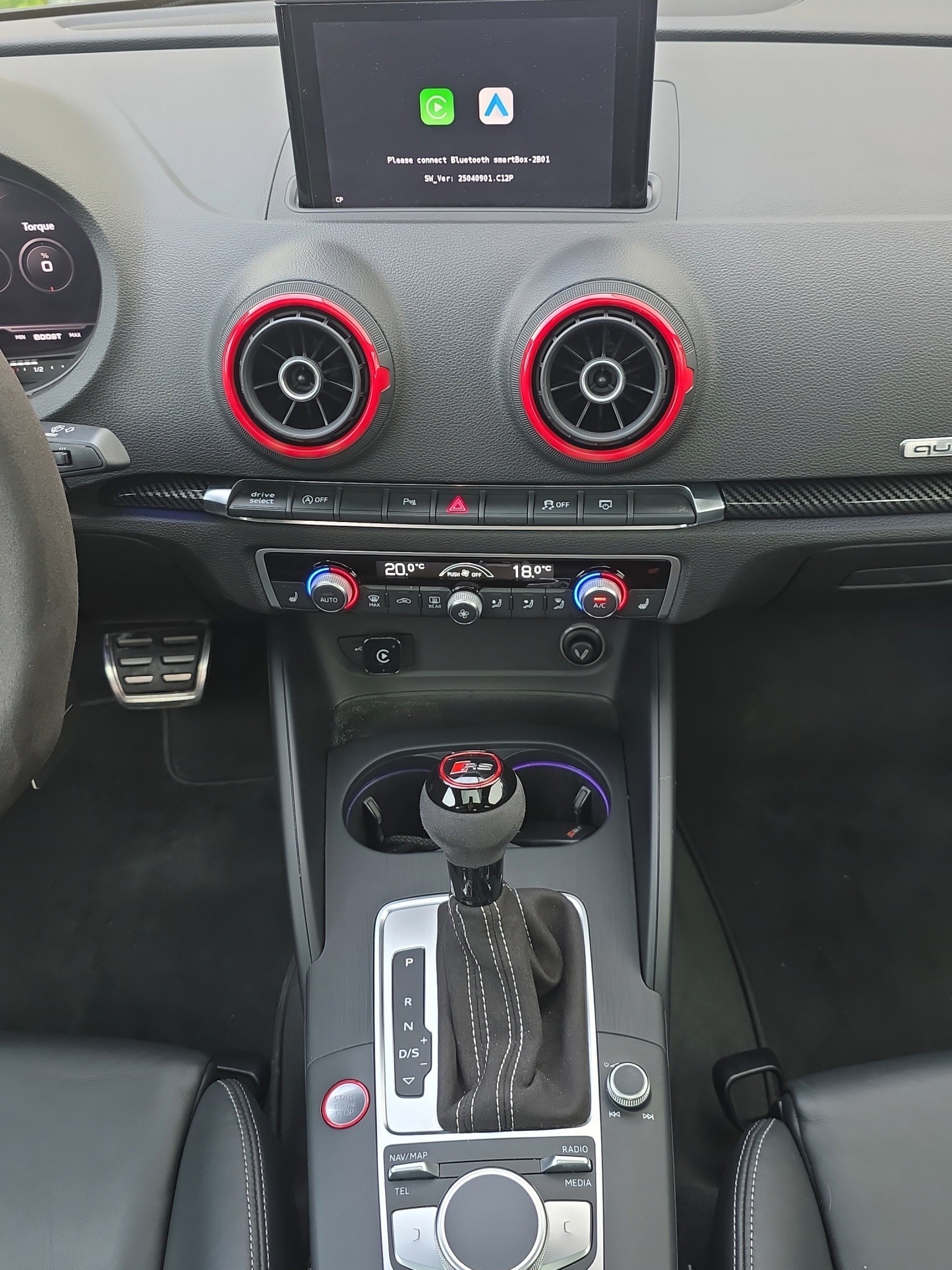 AUDI RS3 Limousine 2.5 TSI quattro S-tronic-image-11