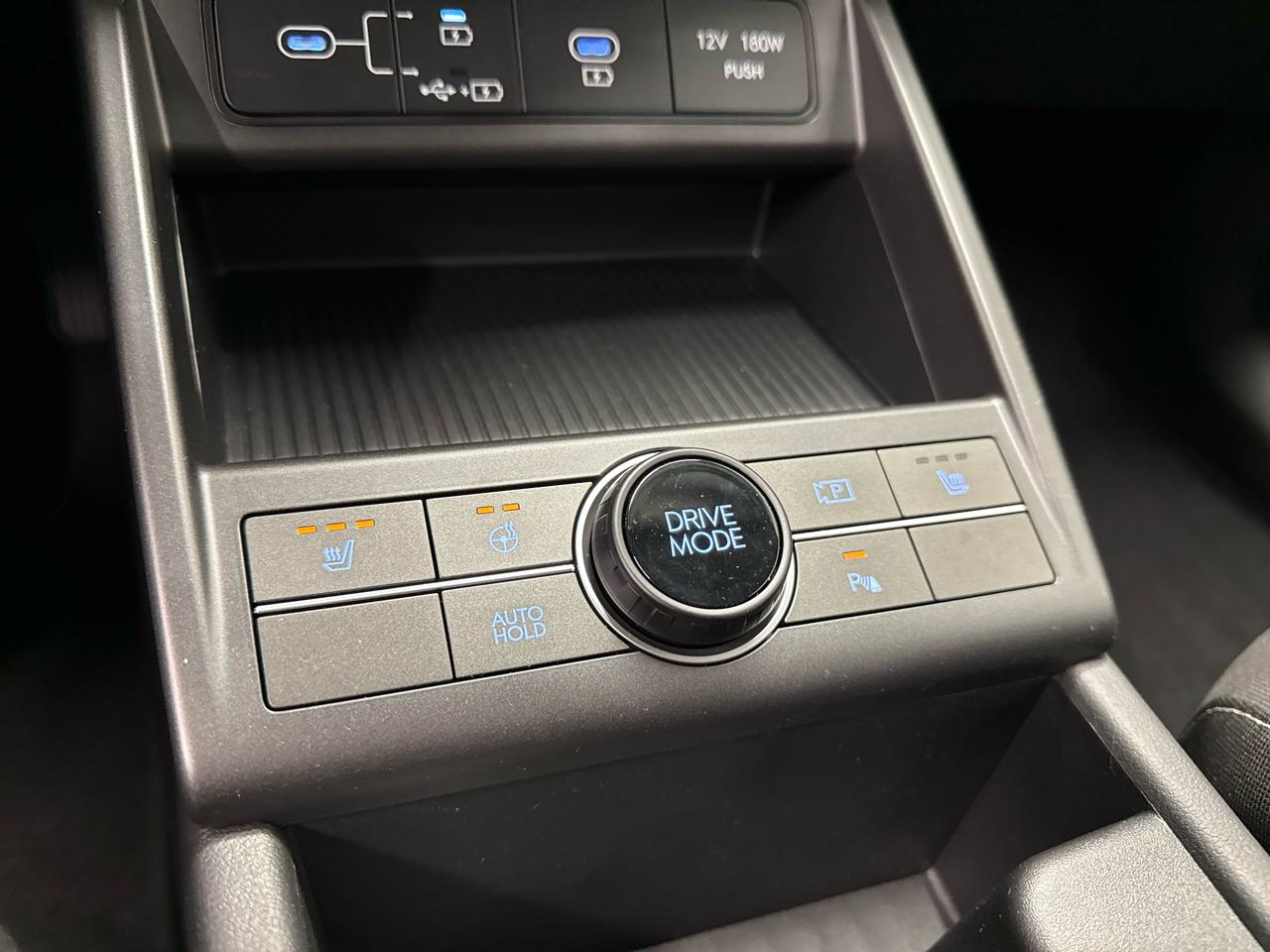 HYUNDAI Kona EV 65.4 kWh Black Line-image-6