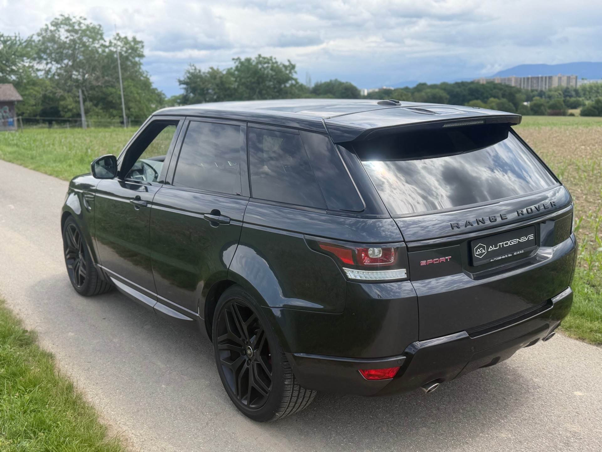 LAND ROVER Range Rover Sport 3.0 SDV6 Autobiography Automatic-image-10