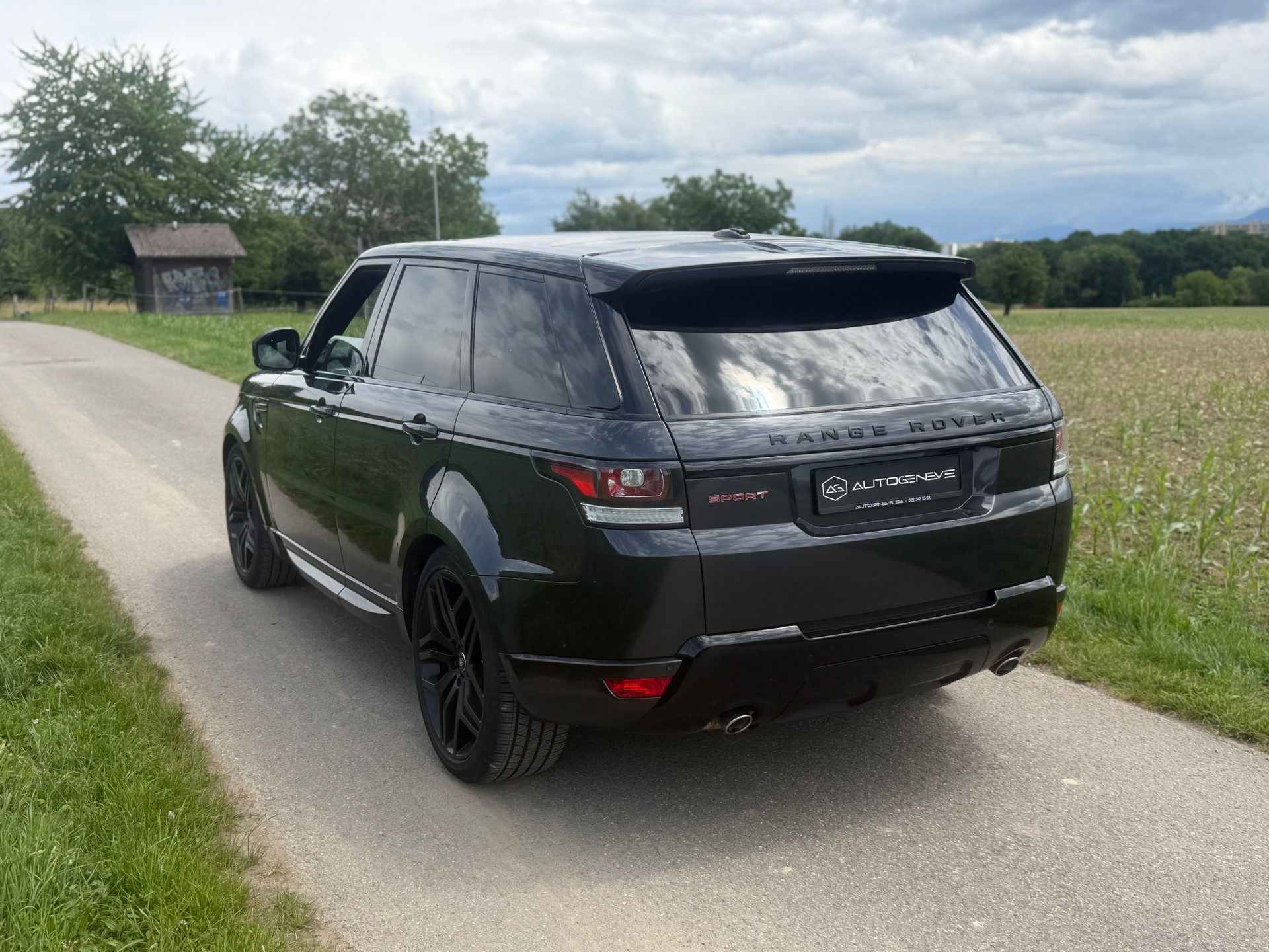 LAND ROVER Range Rover Sport 3.0 SDV6 Autobiography Automatic-image-9