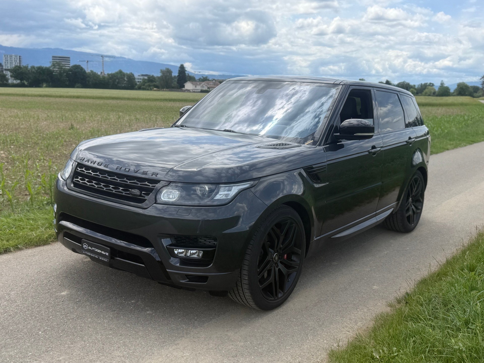LAND ROVER Range Rover Sport 3.0 SDV6 Autobiography Automatic-image-5
