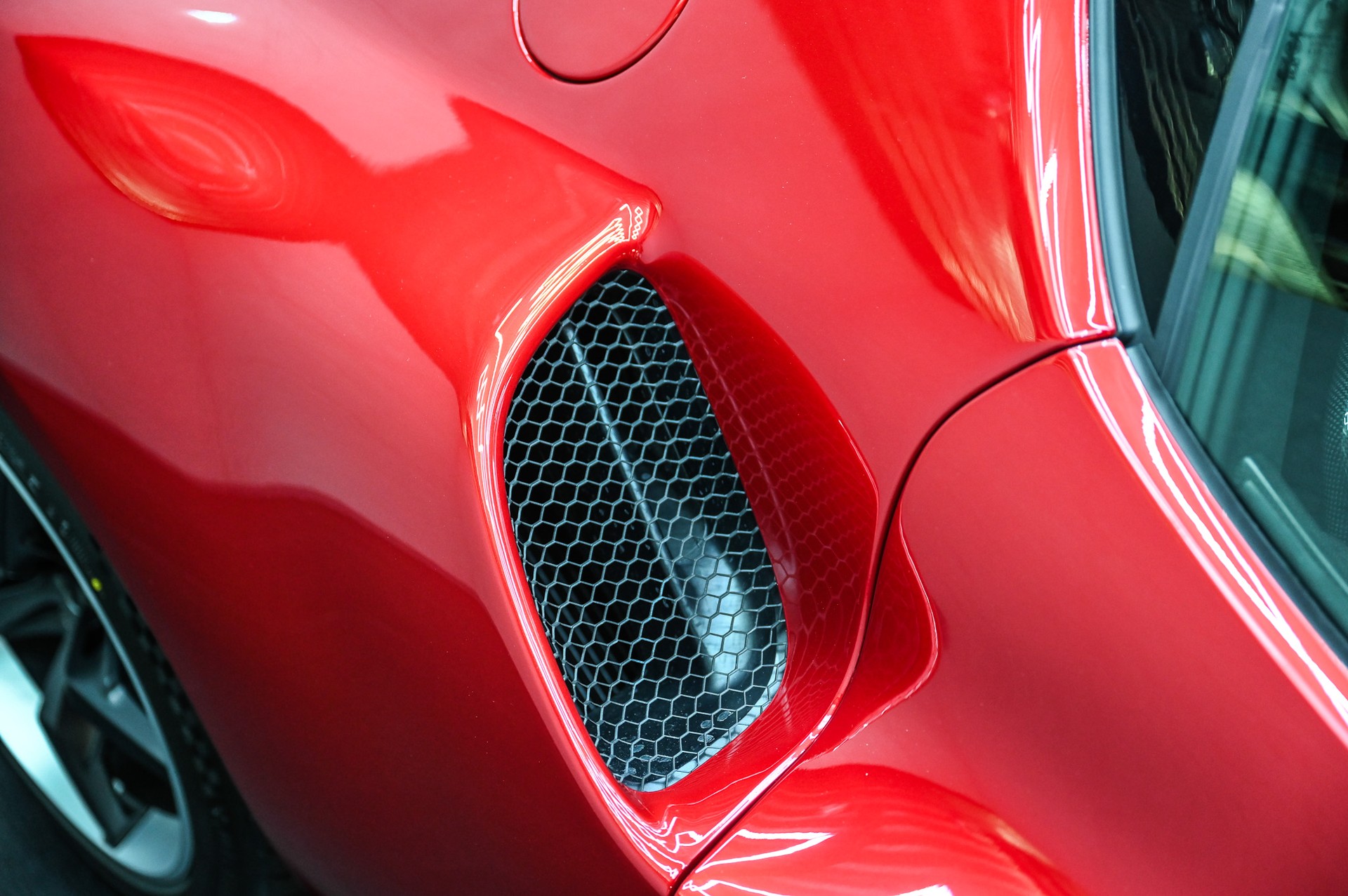 FERRARI 296 Speciale-image-17
