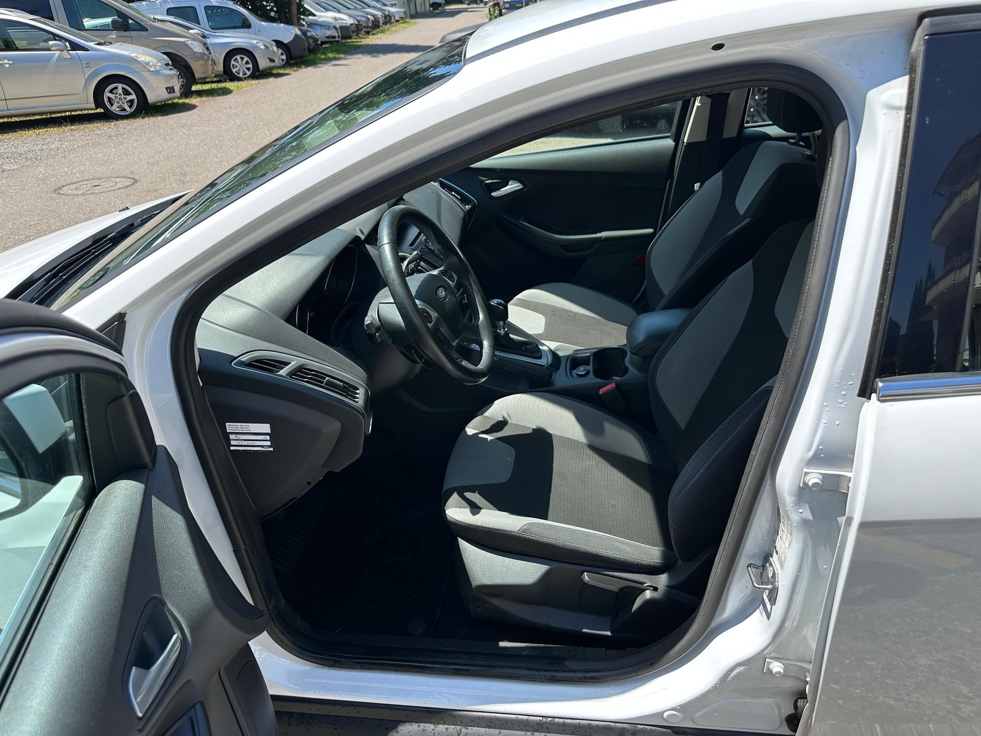 FORD Focus 1.0 SCTi Trend-image-10