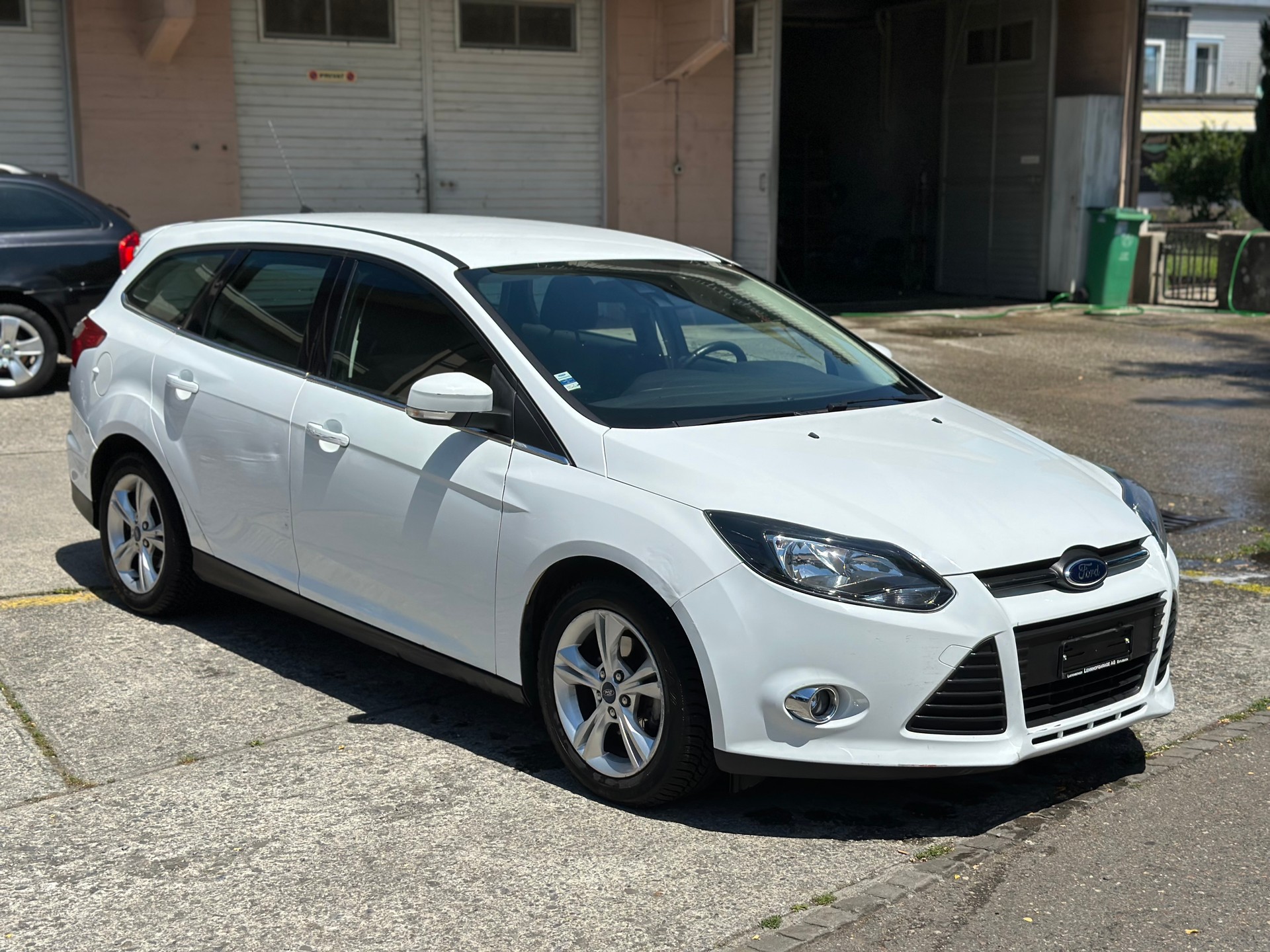 FORD Focus 1.0 SCTi Trend-image-1