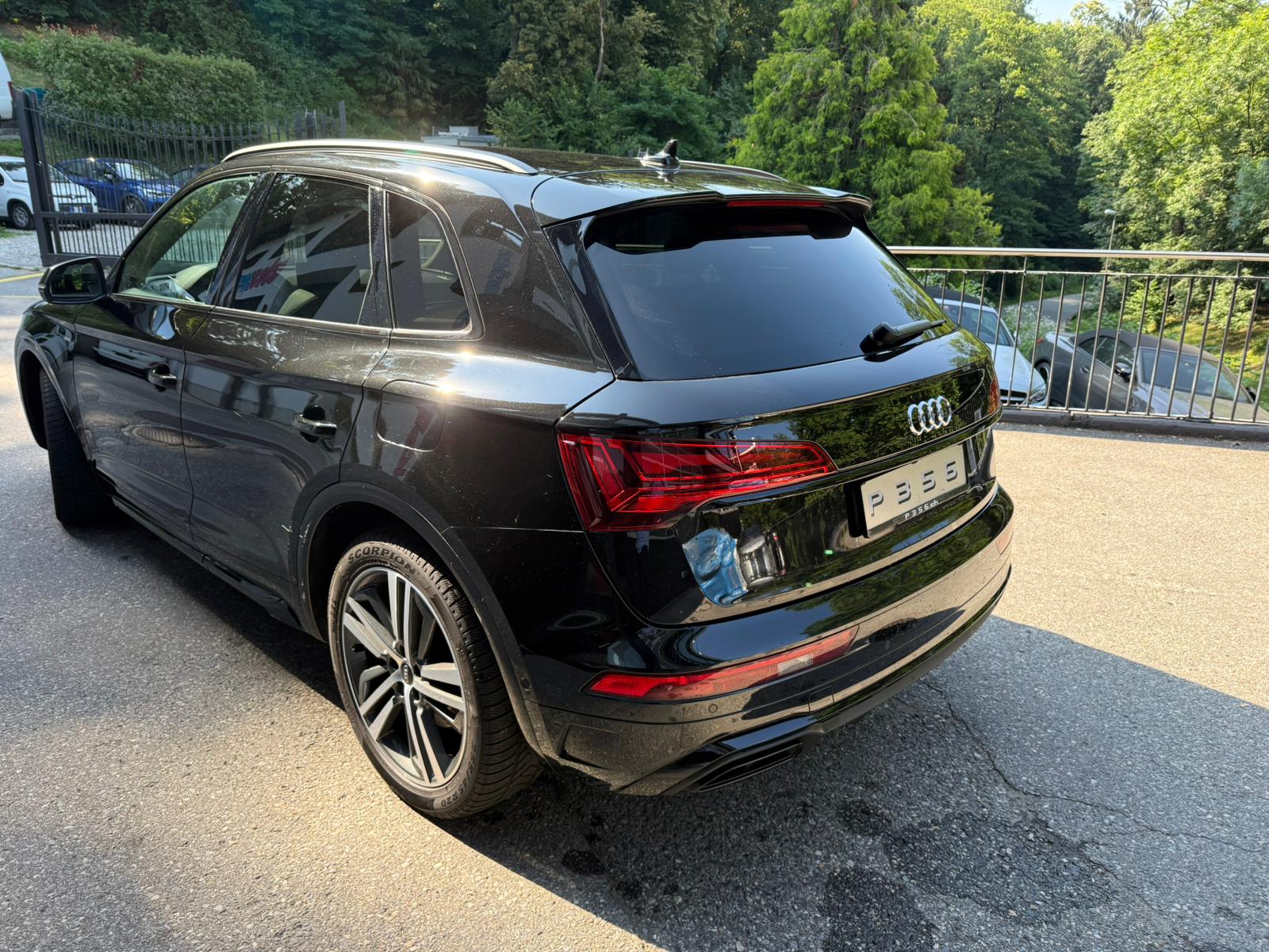 AUDI Q5 50 TFSI e PHEV S line quattro S-tronic-image-6