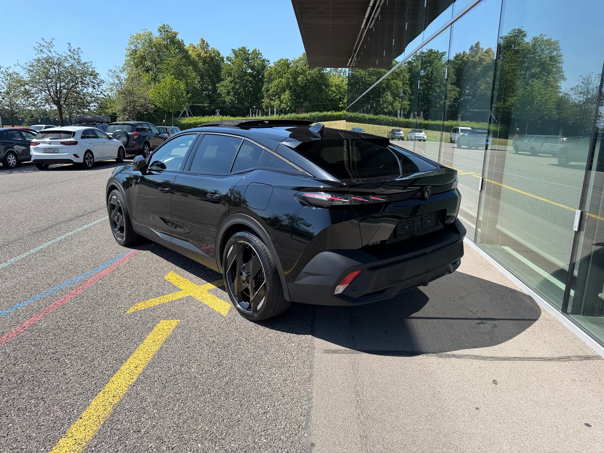 PEUGEOT 408 1.6 PHEV 225 GT SPORT - PANORAMA - ANHÄNGERKUPPLUNG-image-2