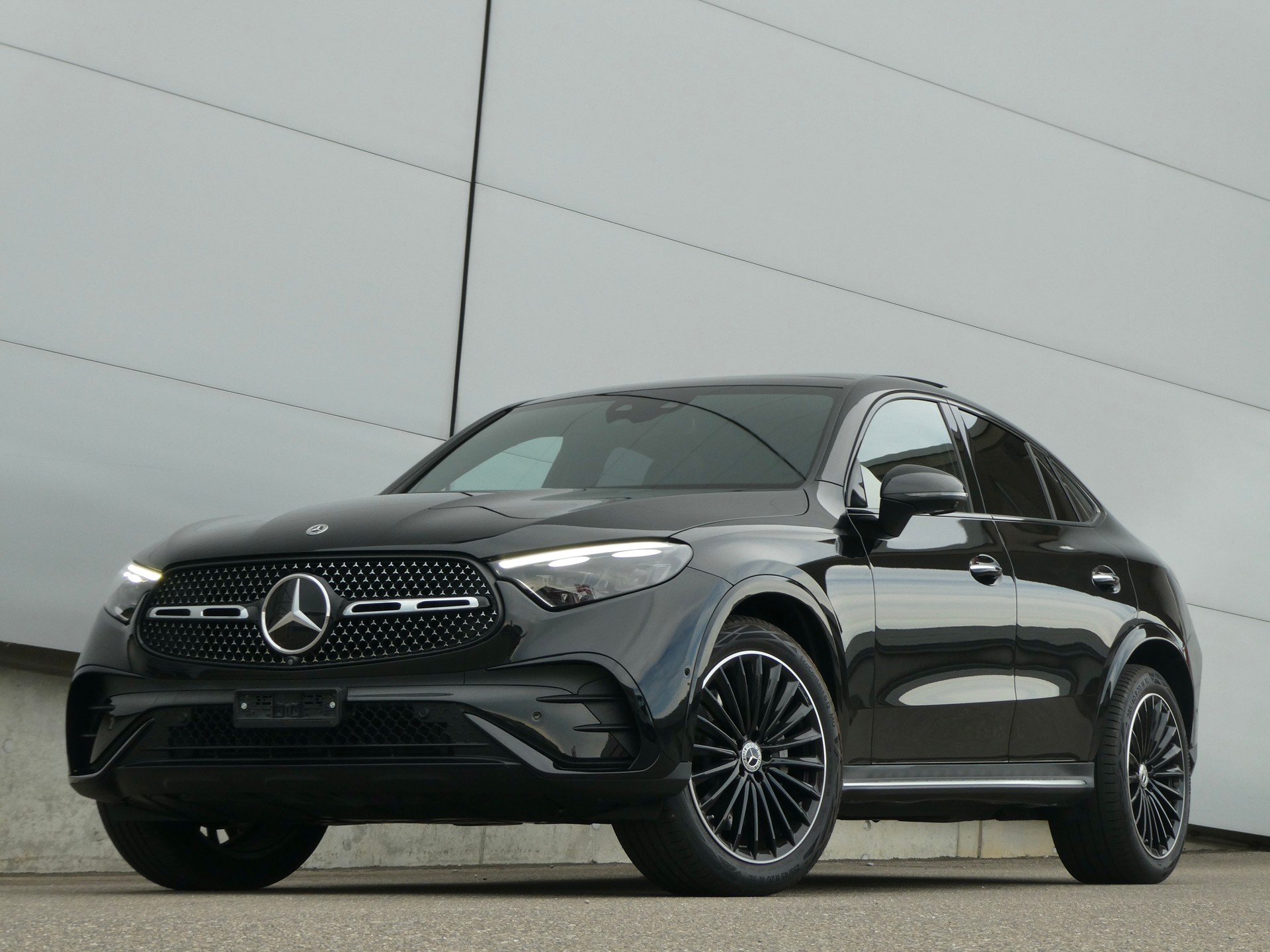 MERCEDES-BENZ GLC 300 d 4Matic AMG Line 9G-Tronic-image-1